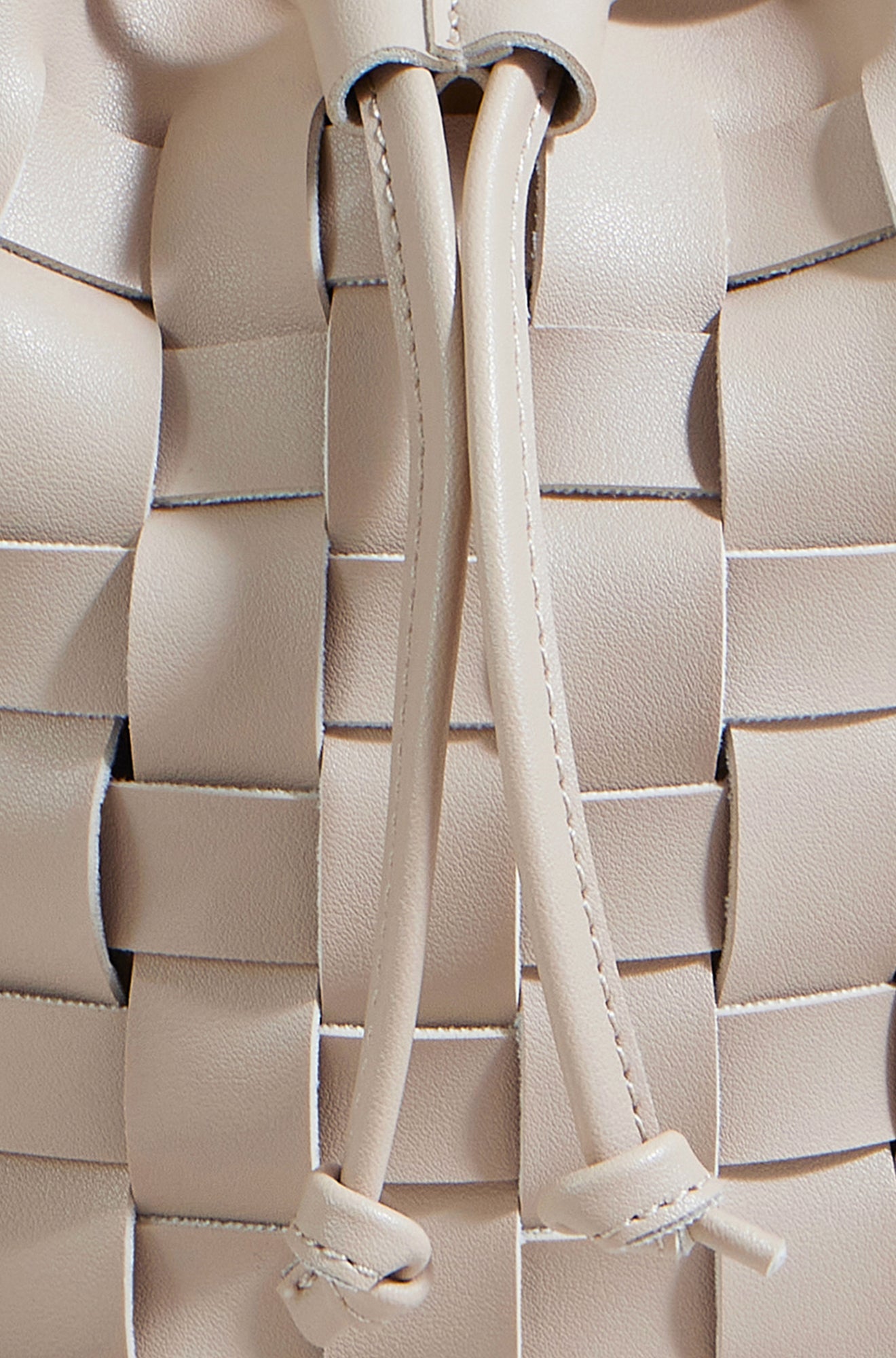 Yumi Beige Woven Bucket Shoulder Bag ACC BAGS Yumi