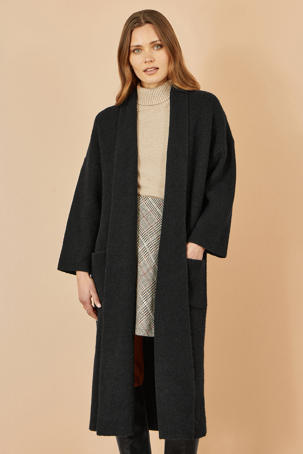 Yumi Black Knitted Maxi Cardigan With Pockets | Yumi
