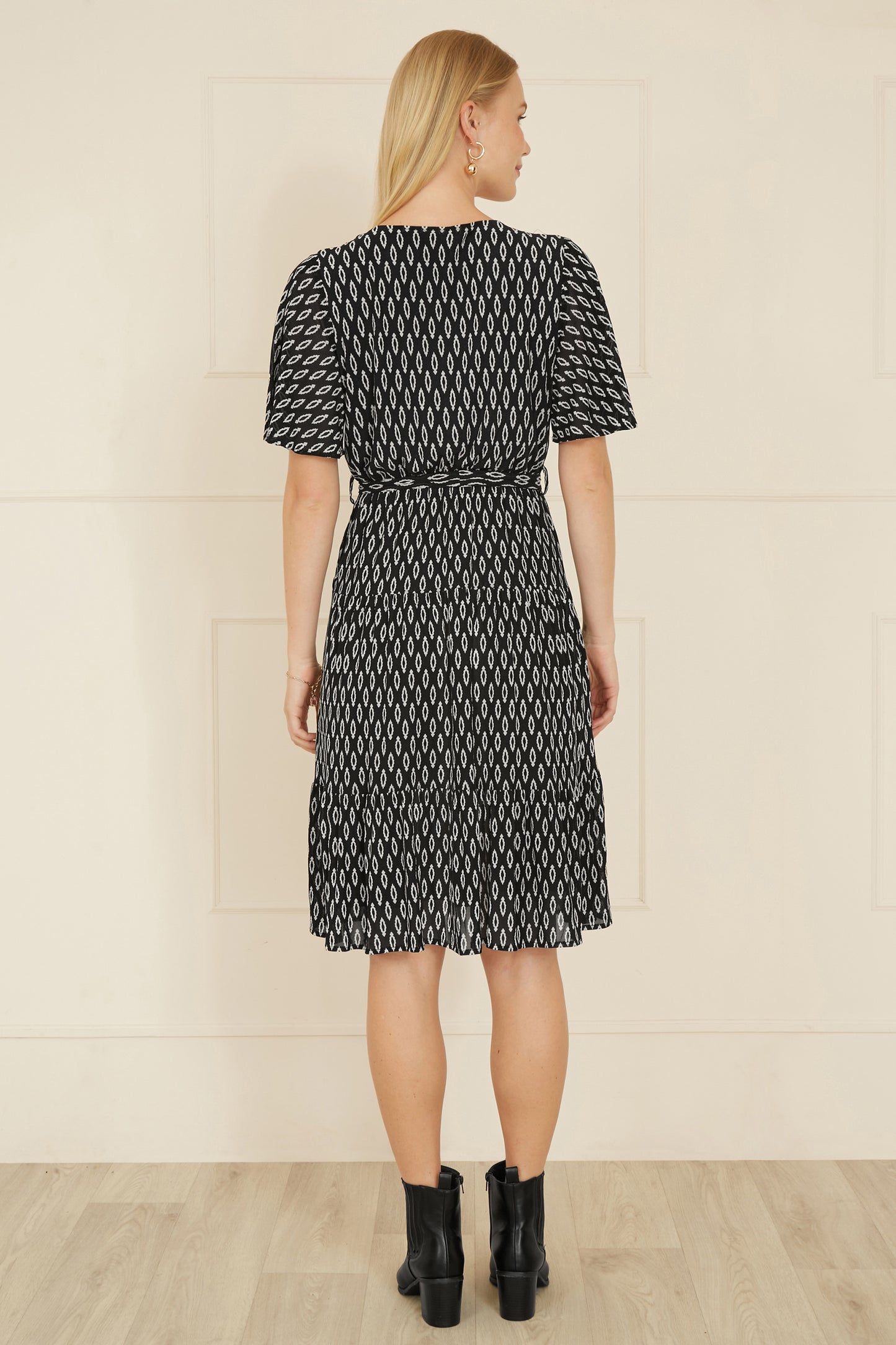 Yumi Black Geo Print Mesh Stretch Midi Skater Dress Yumi