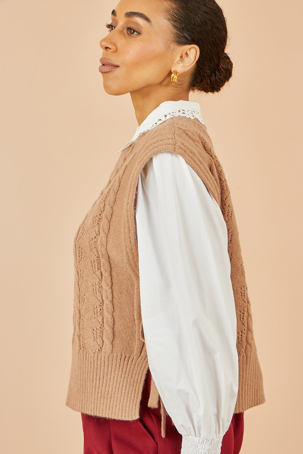 Yumi Camel Flower Cable Knit Tie Side Pullover Knit Pullover Yumi