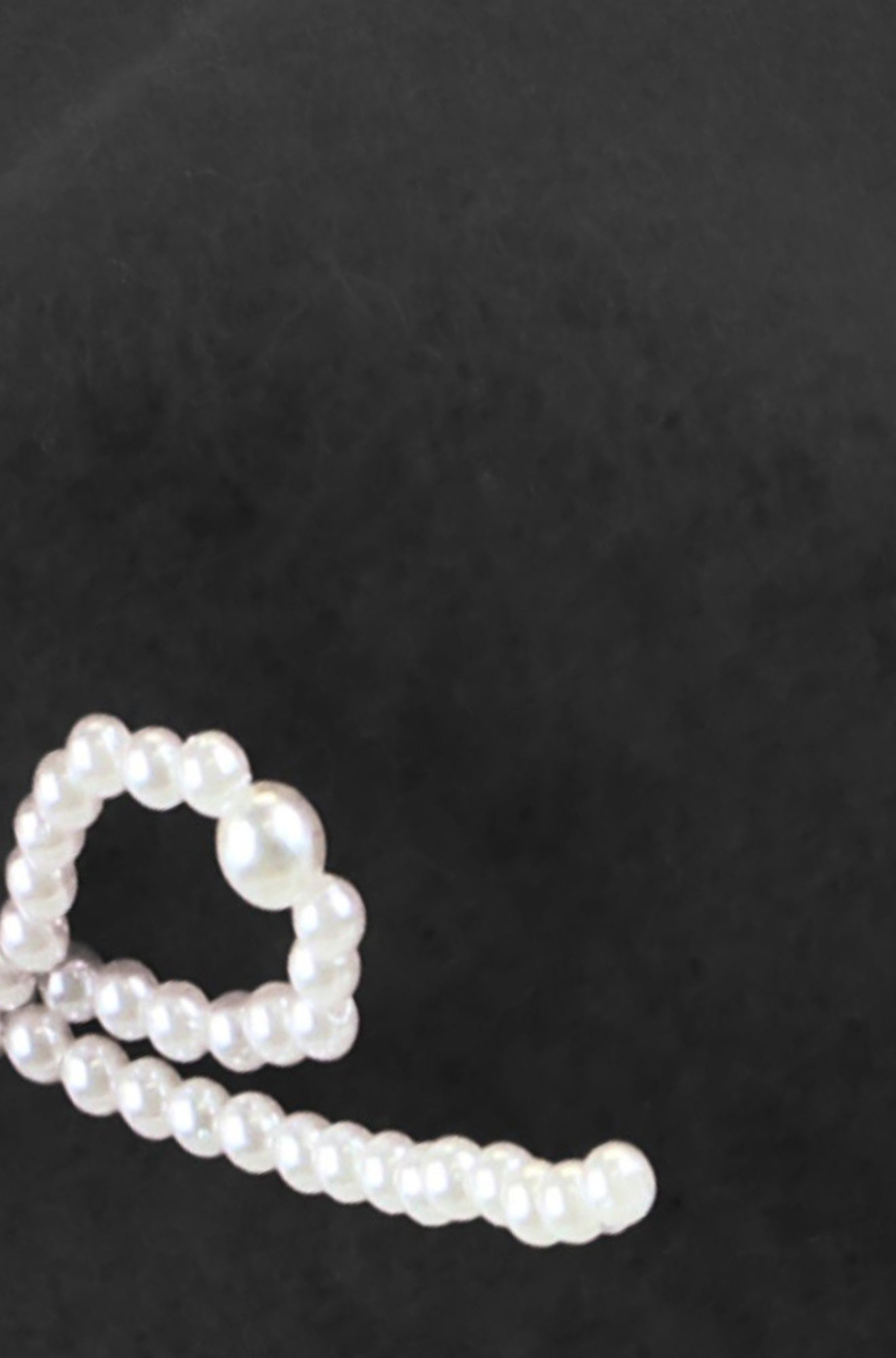 Yumi Black Pearl Bow Beret ACC HATS Yumi