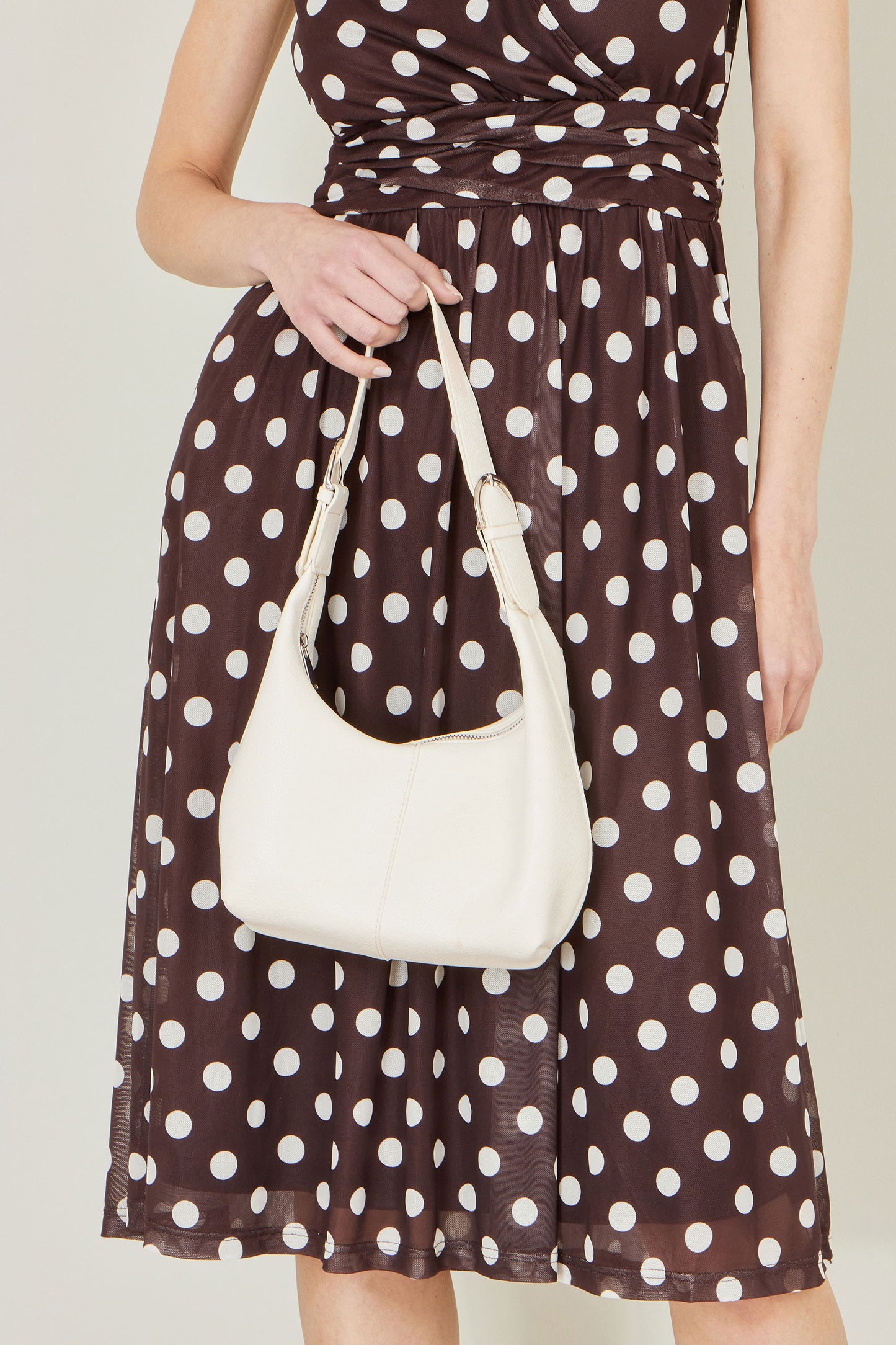 Yumi Ivory Shoulder Scoop Bag With Buckle ACC BAGS Yumi