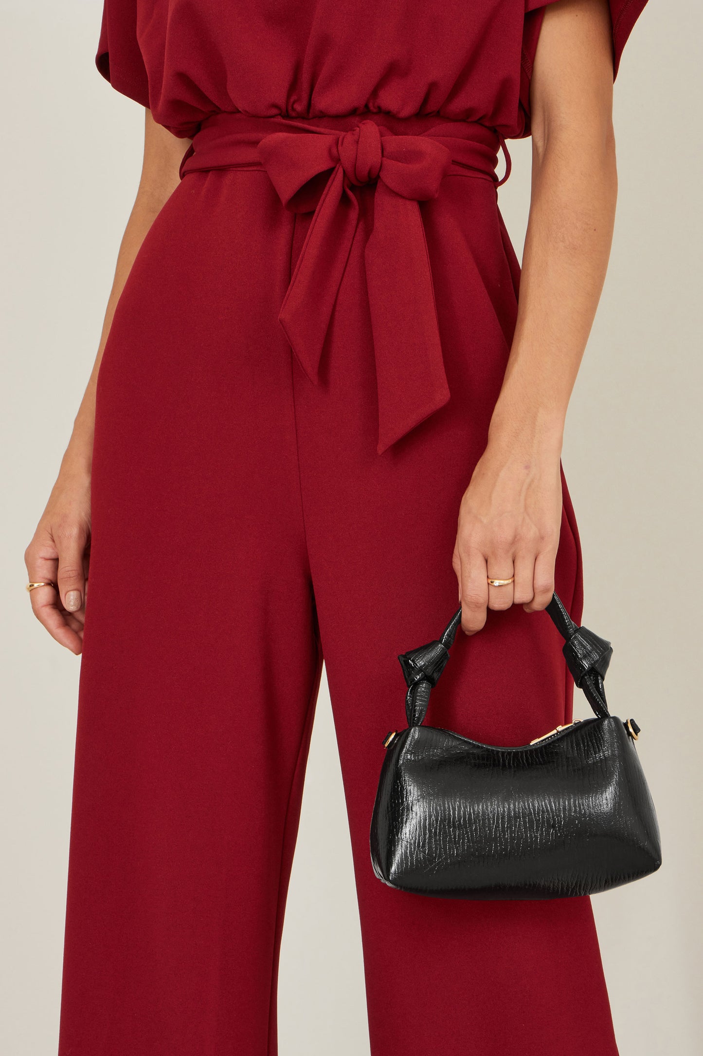 Yumi Black Textured Small Knot Handle Handbag ACC BAGS Yumi