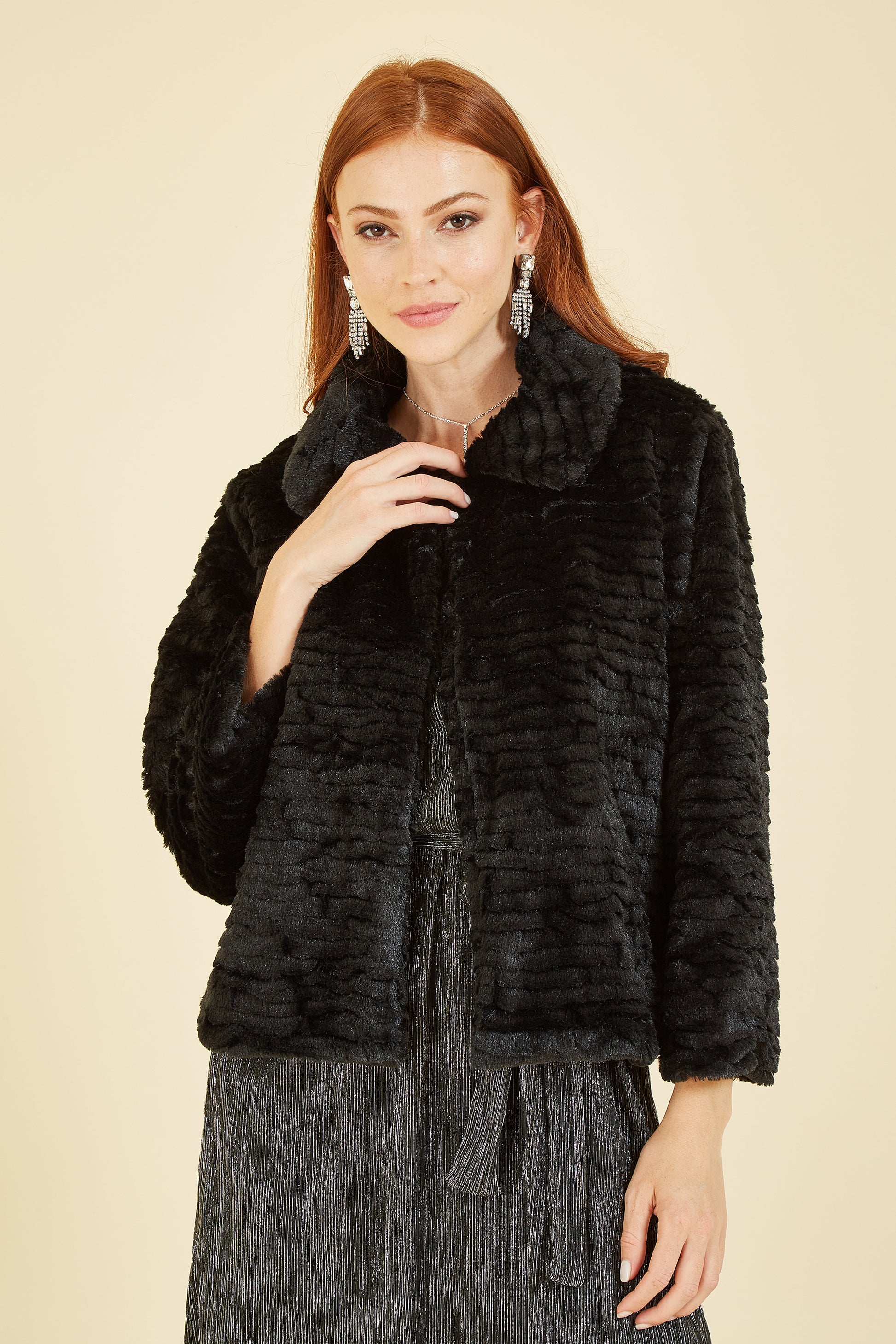 Yumi Black Faux Fur Short Jacket COAT Yumi