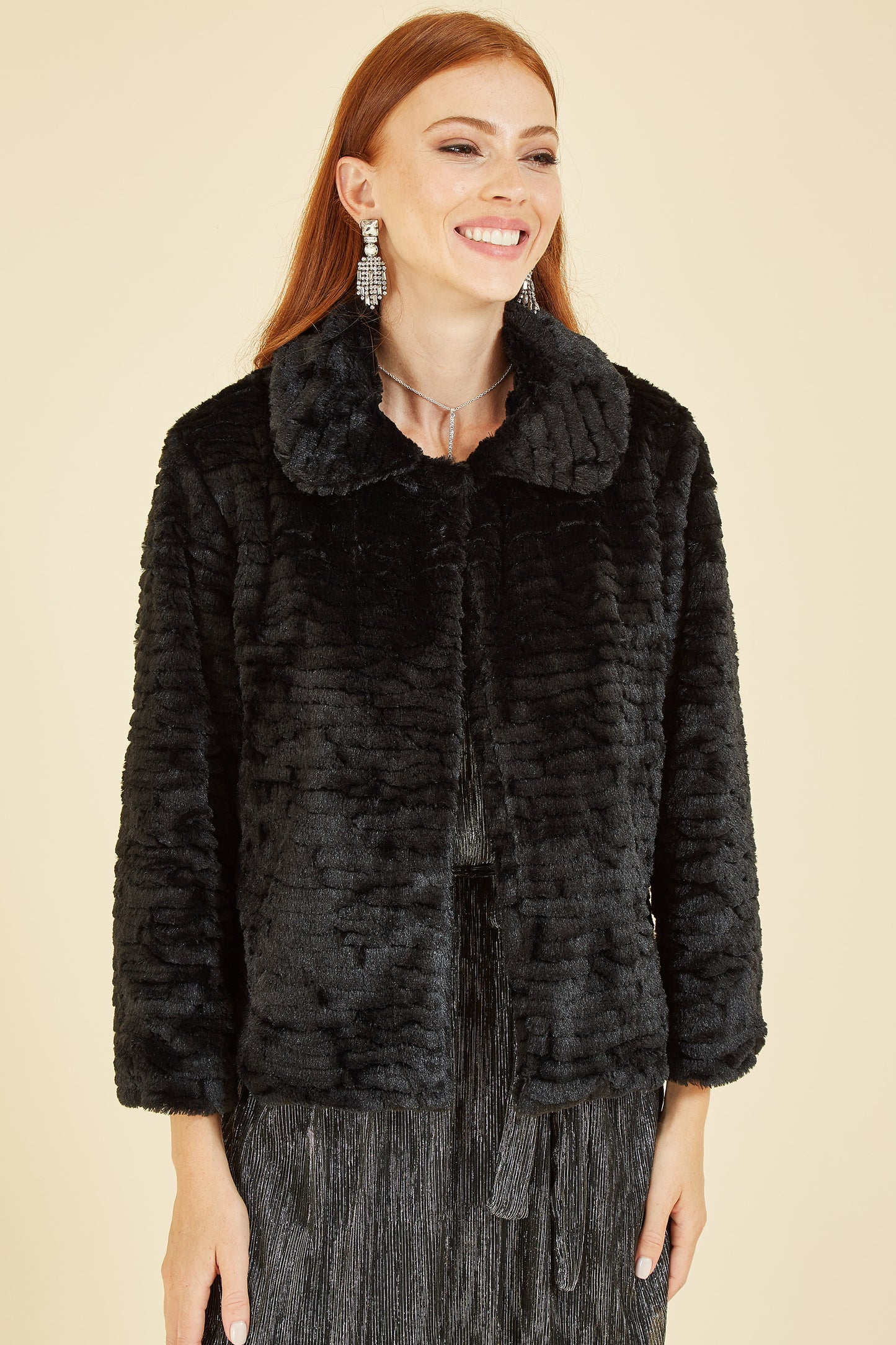 Yumi Black Faux Fur Short Jacket COAT Yumi