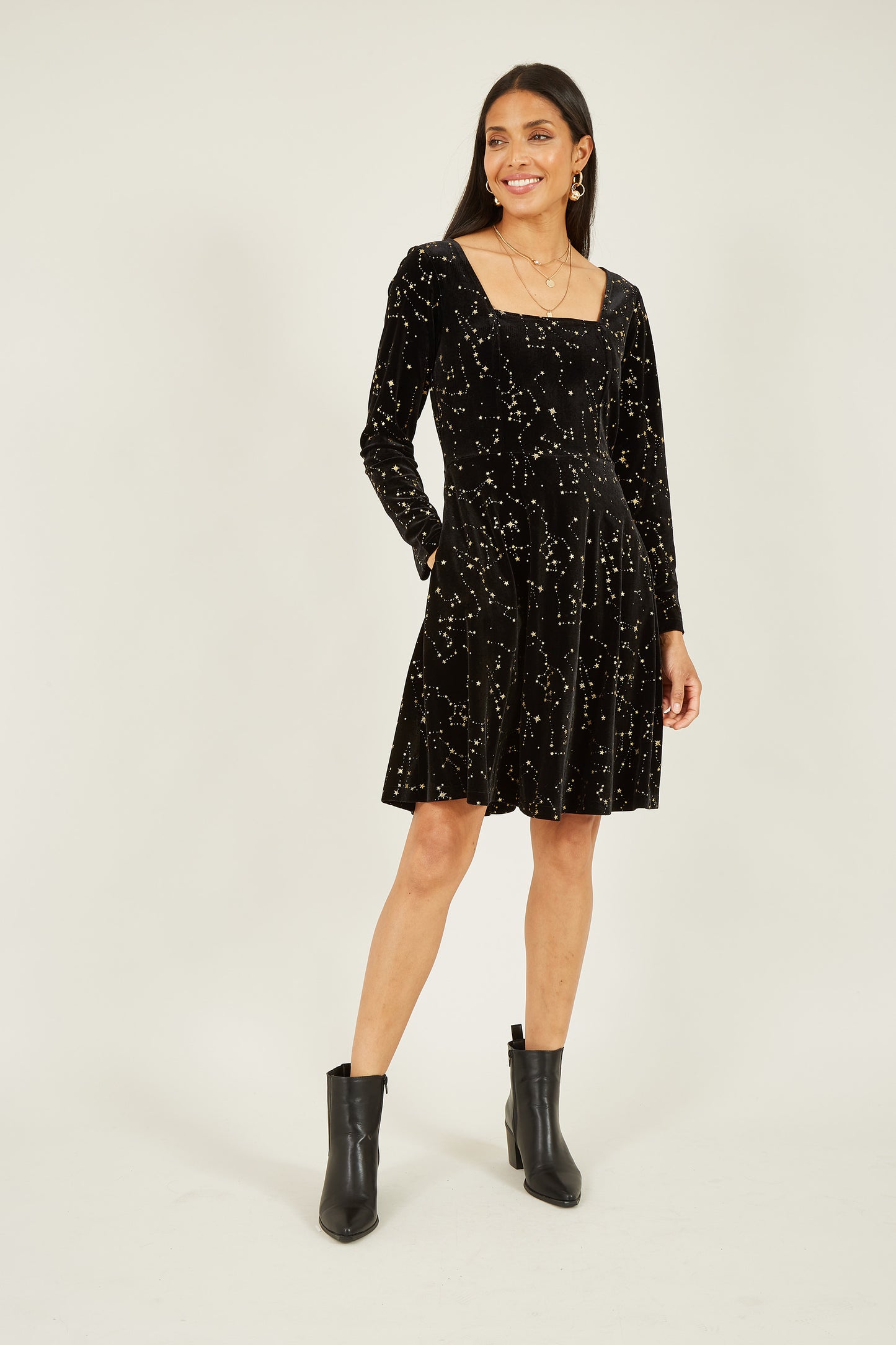 Yumi Black Star Foil Print Long Sleeve Skater Dress DRES Party Yumi