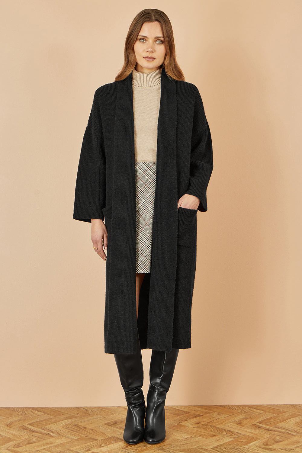 Yumi Black Knitted Maxi Cardigan With Pockets Knit Cardigan Yumi