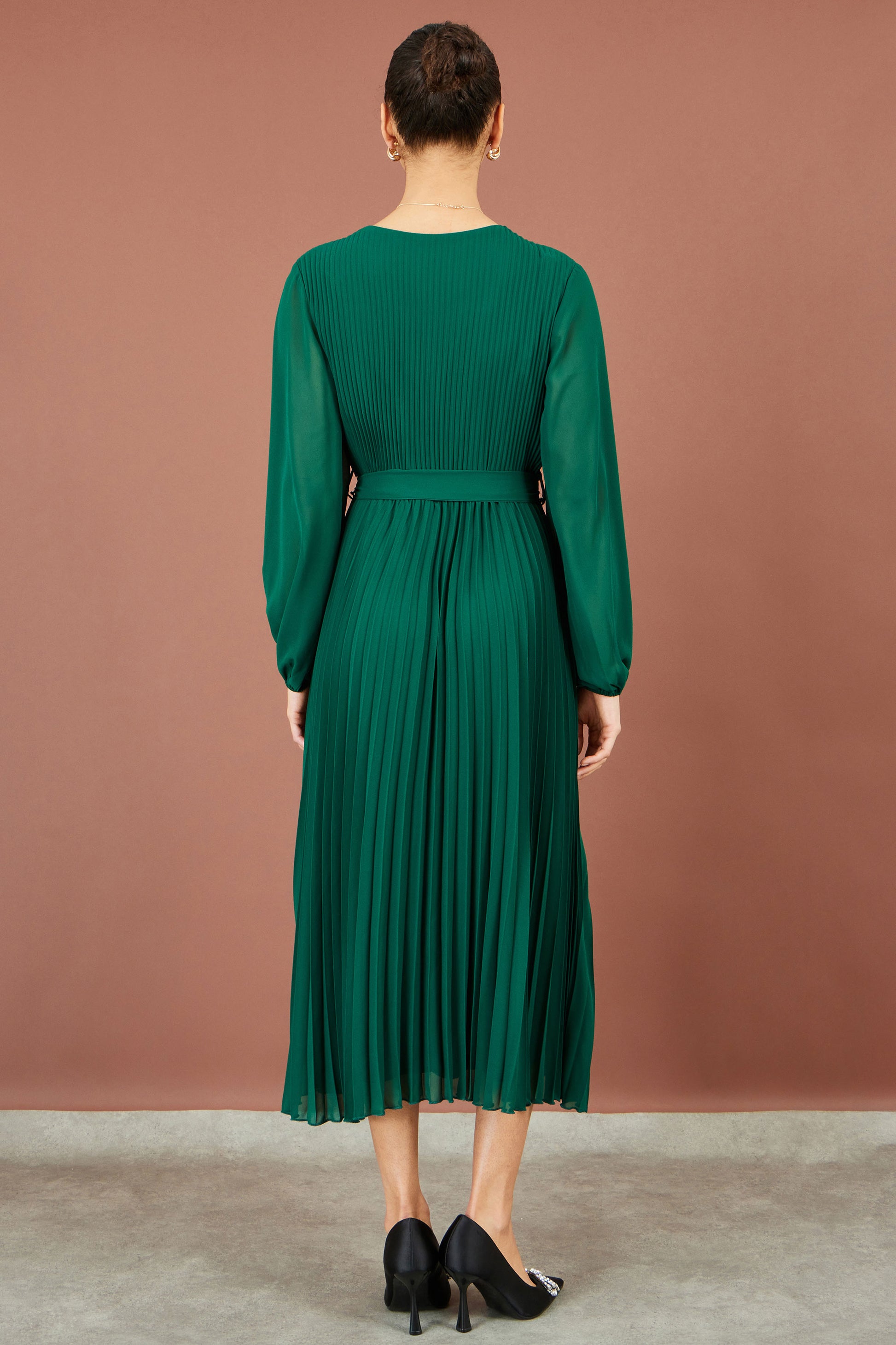 Yumi Green Pleated Wrap Midi Dress Dress Occasion Yumi