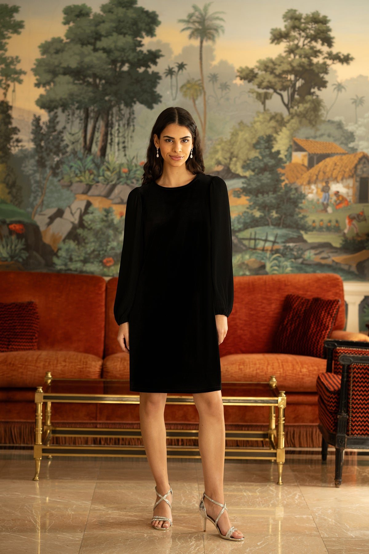 Yumi Black Velvet Tunic Dress with Pleated Balloon Sleeves And Tie Back Yumi