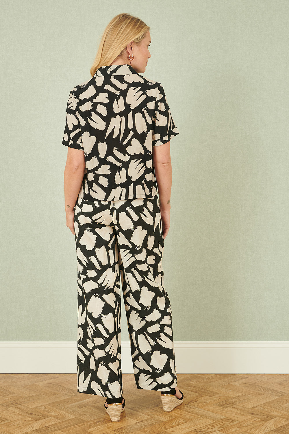 Yumi Black Cotton Splash Print Relaxed Fit Shirt Top Yumi