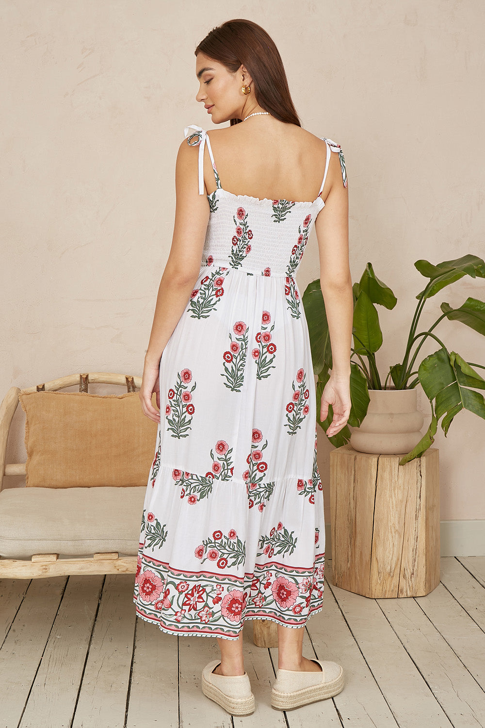 Yumi White Floral Printed Smocked Midi Dress Beachwear Yumi