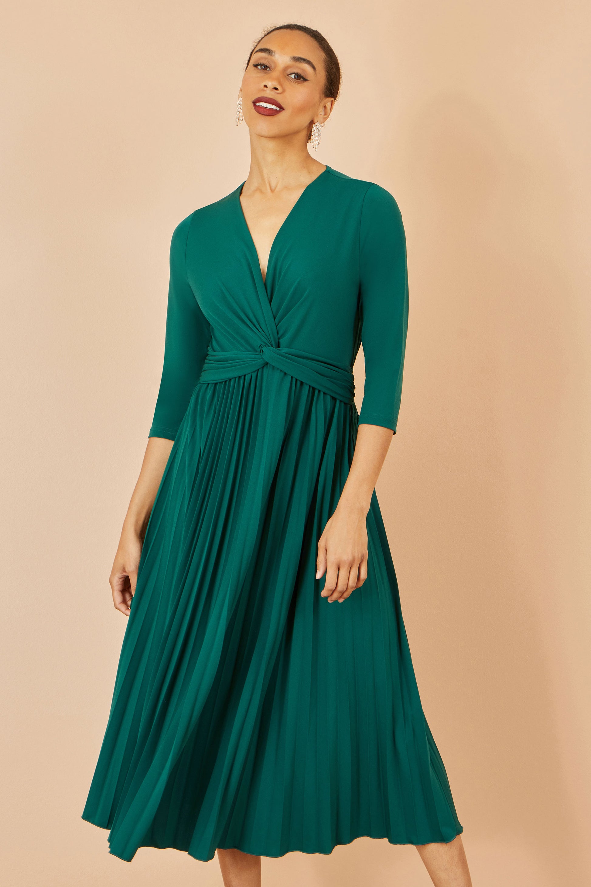 Yumi Green Jersey Knot Waist Pleated Midi Dress Yumi