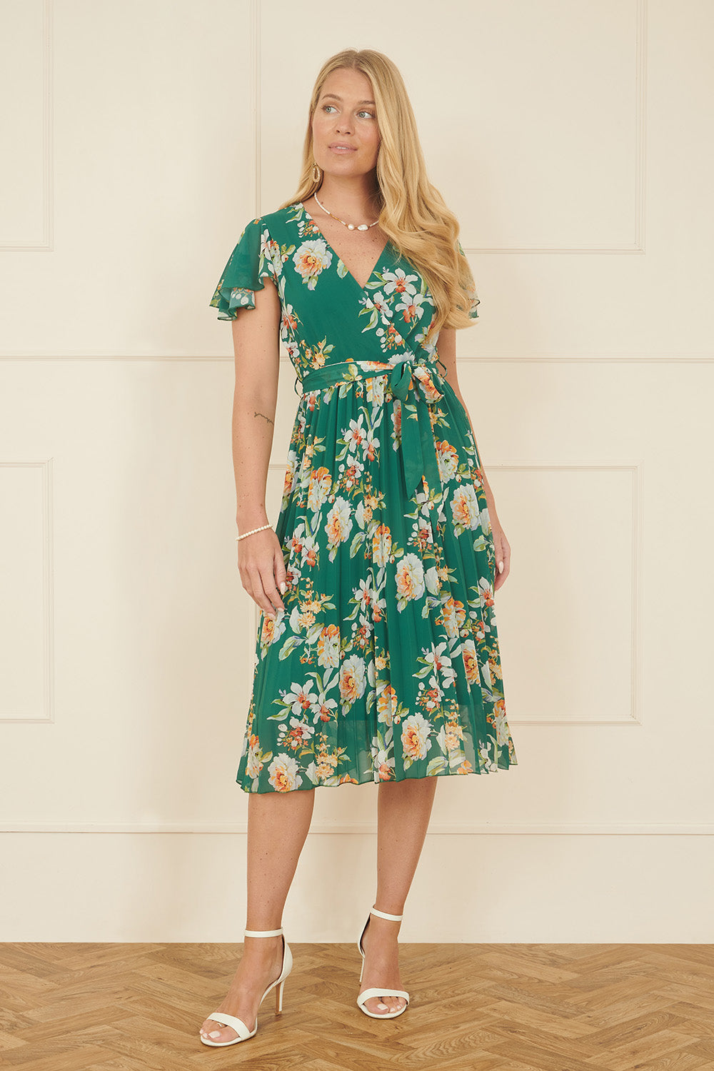 Yumi Green Floral Pleated Wrap Dress | Yumi Yumi Green Floral Pleated Wrap Dress | Yumi