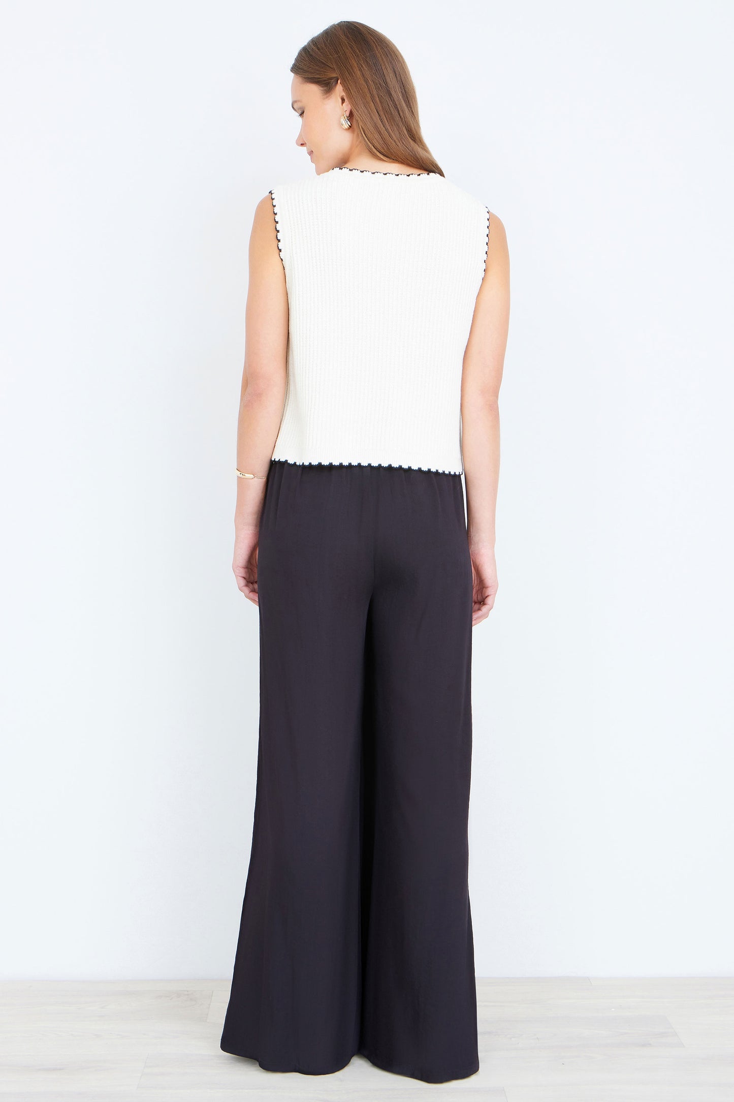 Yumi Ivory Knitted Waistcoat With Bow Trims Knit Top Yumi