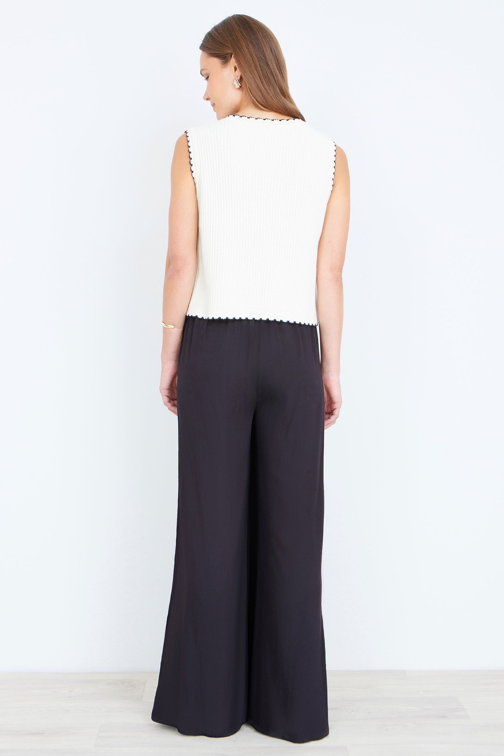 Yumi Ivory Knitted Waistcoat With Bow Trims Knit Top Yumi