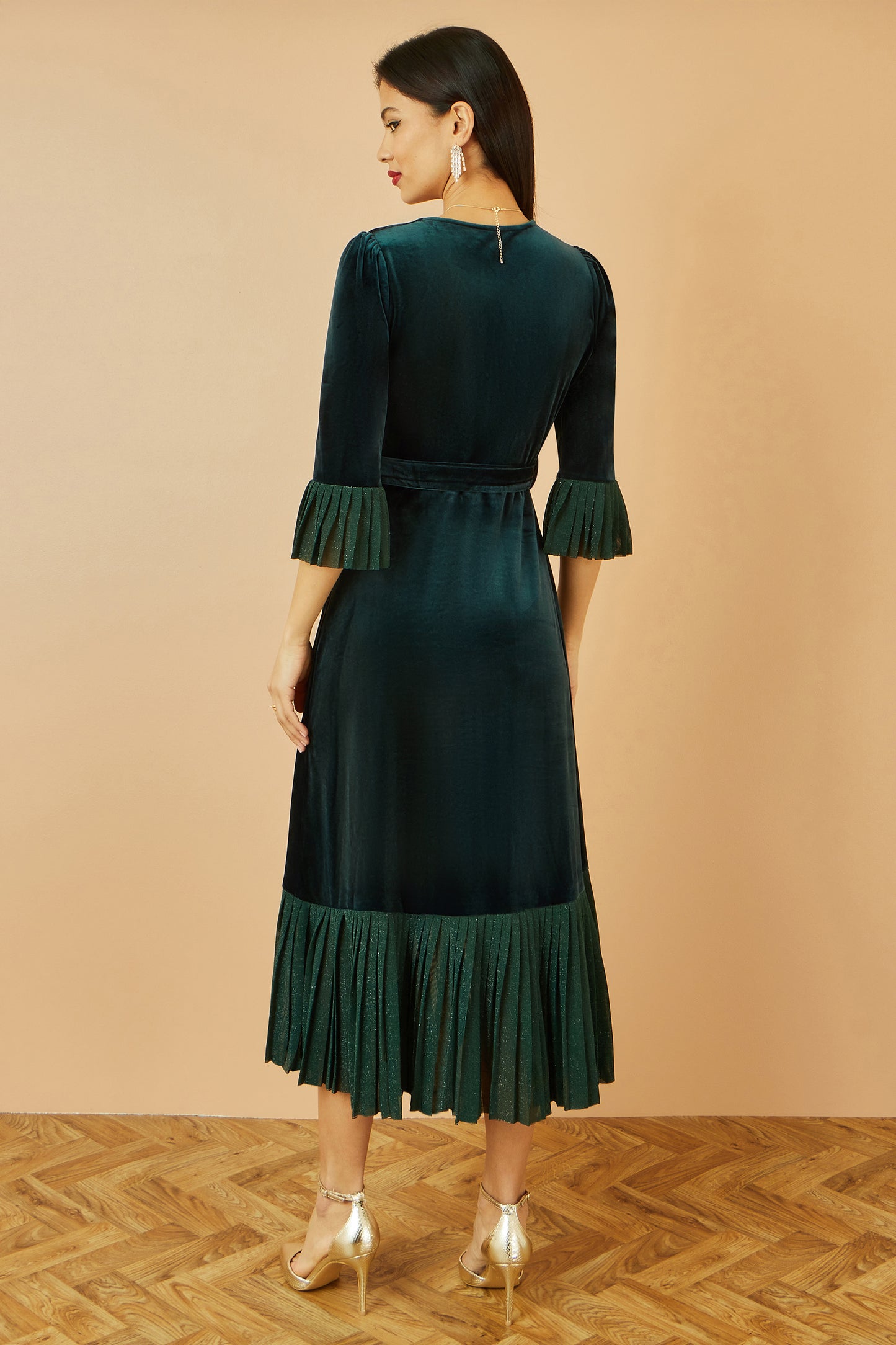 Yumi Green Velvet Wrap Midi Dress With Contrast Hemline Dress Party Yumi