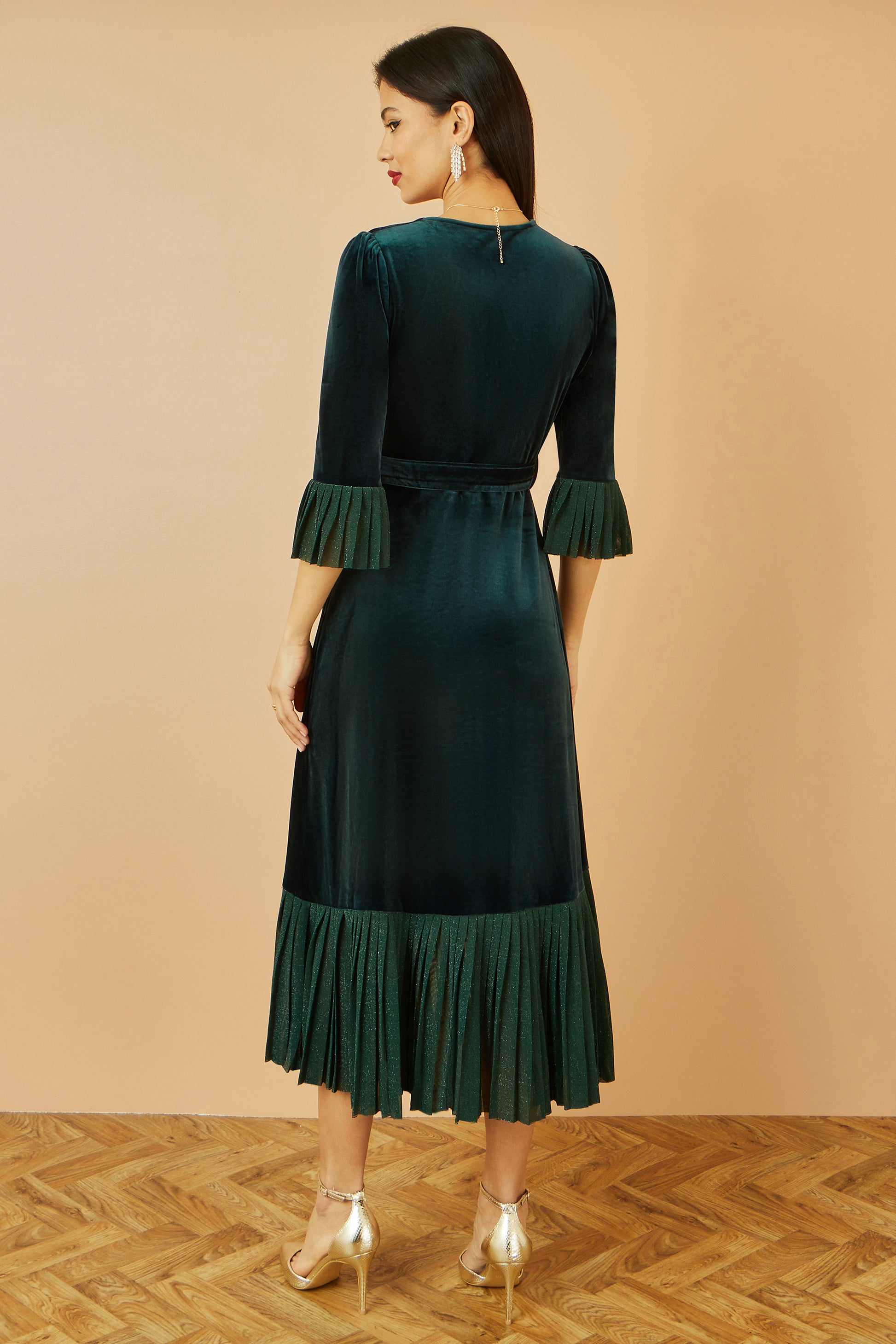 Yumi Green Velvet Wrap Midi Dress With Contrast Hemline Dress Party Yumi