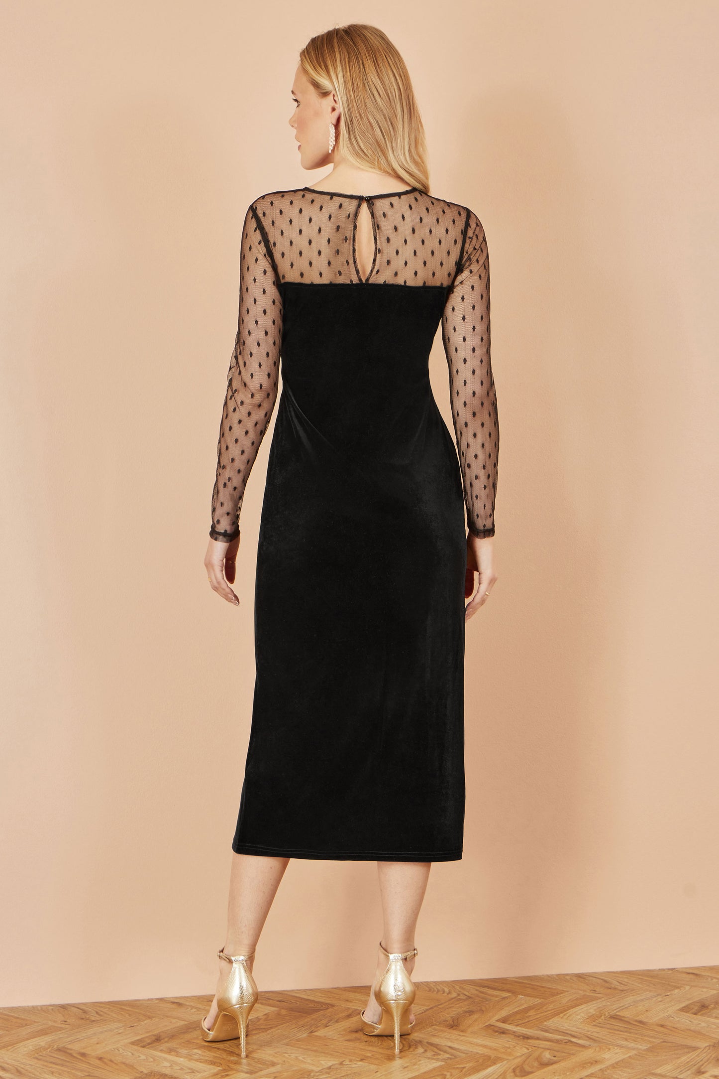 Yumi Black Velvet Midi Dress With Slash Neckline and Sheer Sleeves Dress Party Yumi