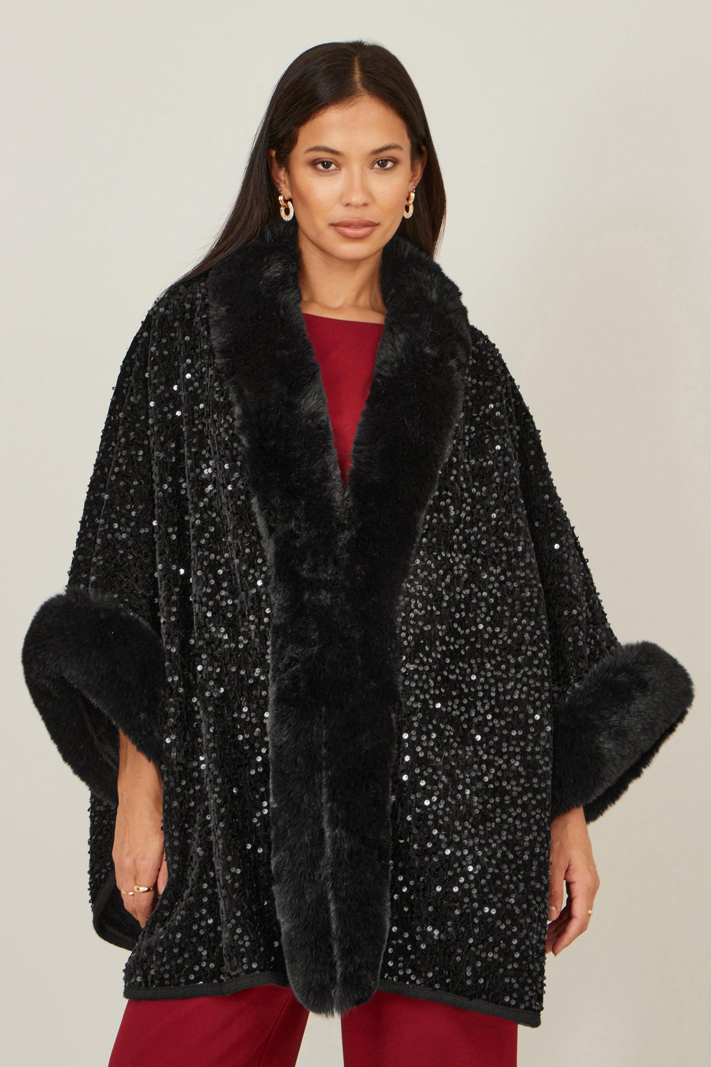 Yumi Black Sequin Cape with Faux Fur Trim and Lining CAPE Yumi