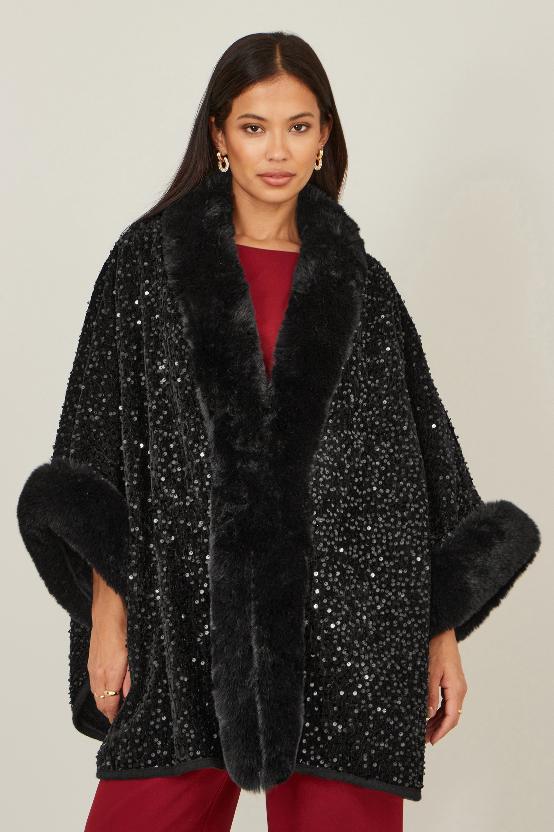 Yumi Black Sequin Cape with Faux Fur Trim and Lining CAPE Yumi