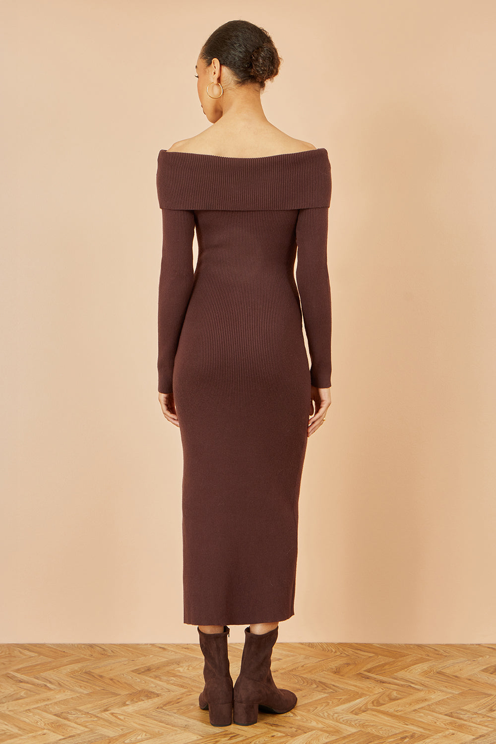 Yumi Brown Bardot Knitted Fitted Midi Dress | Yumi Yumi Brown Bardot Knitted Fitted Midi Dress | Yumi