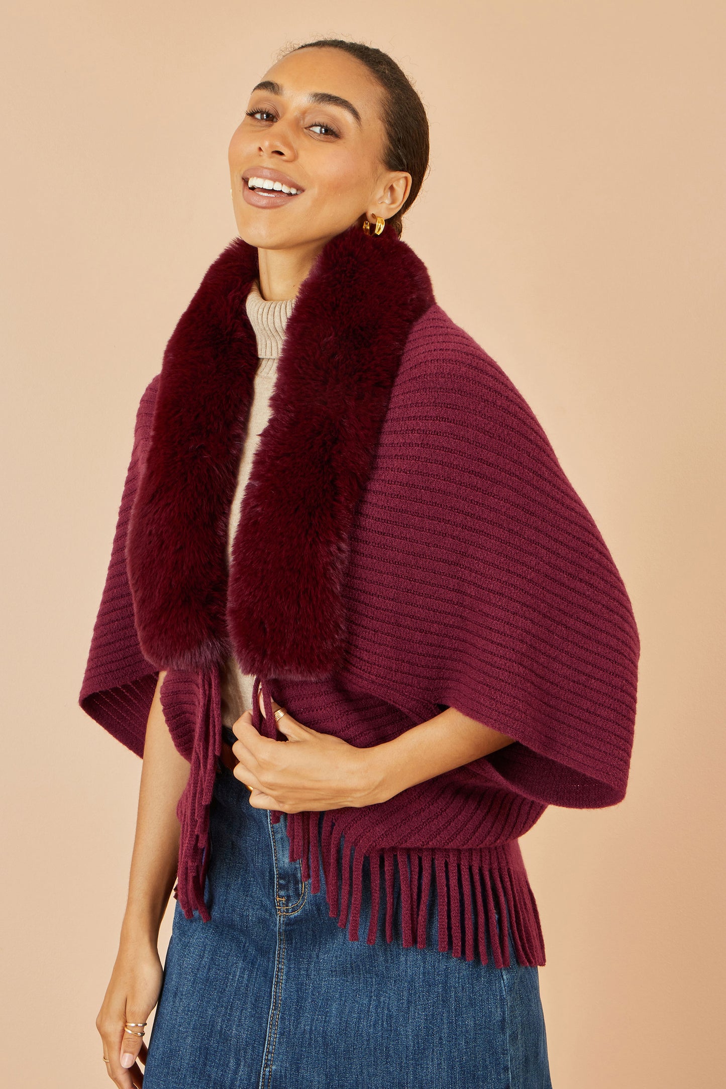 Yumi Burgundy Fur Collar Shrug With Tassel Hem Knit Cardigan Yumi