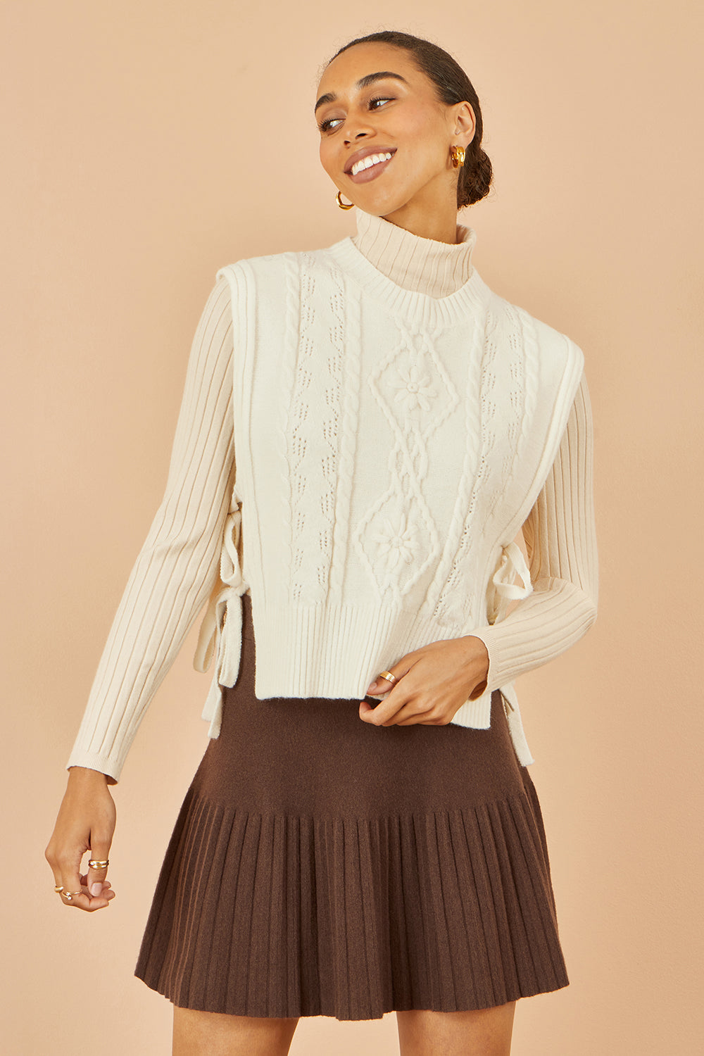 Yumi Ivory Flower Cable Knit Tie Side Pullover Knit Pullover Yumi
