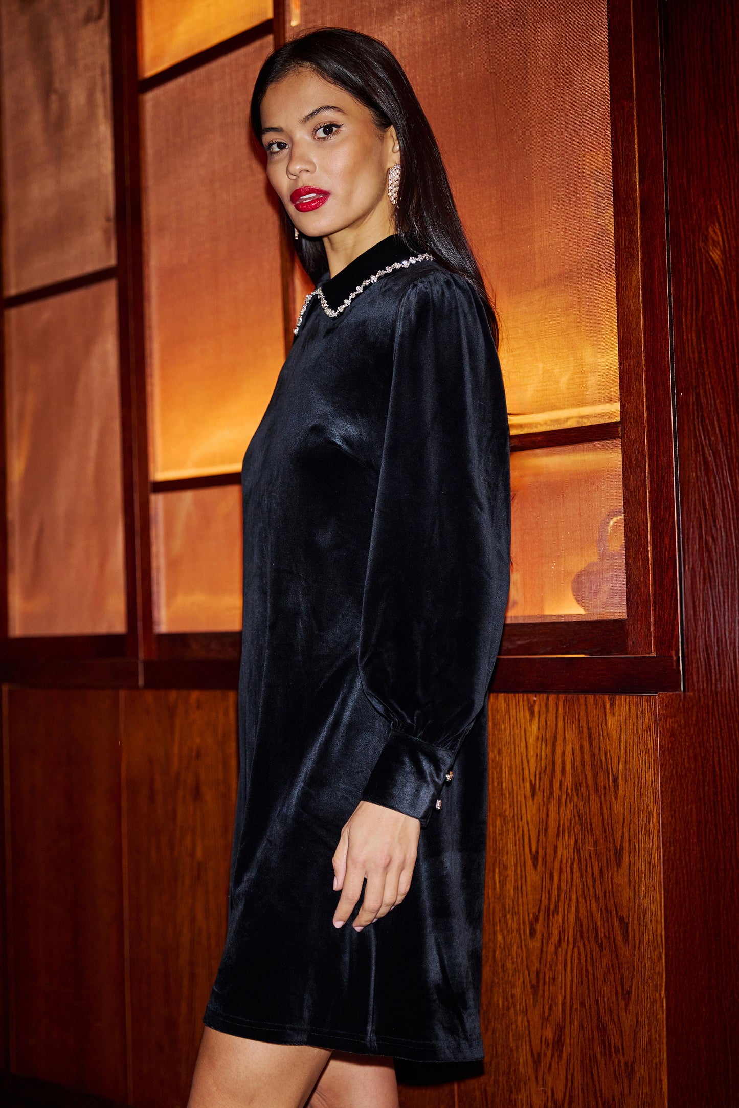Yumi Black Long Sleeve Velvet Tunic With Diamante Collar Dress Party Yumi