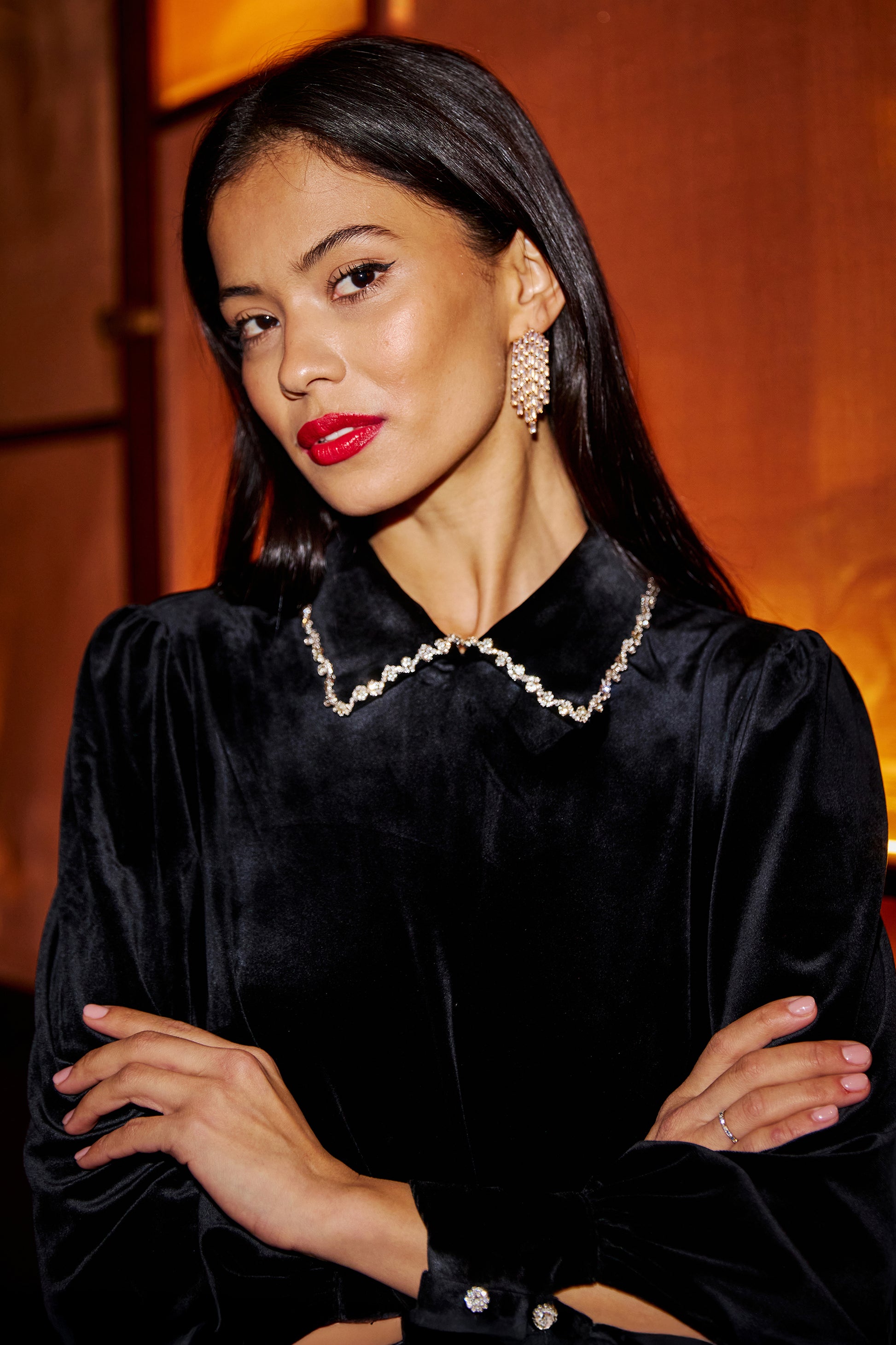 Yumi Black Long Sleeve Velvet Tunic With Diamante Collar Dress Party Yumi