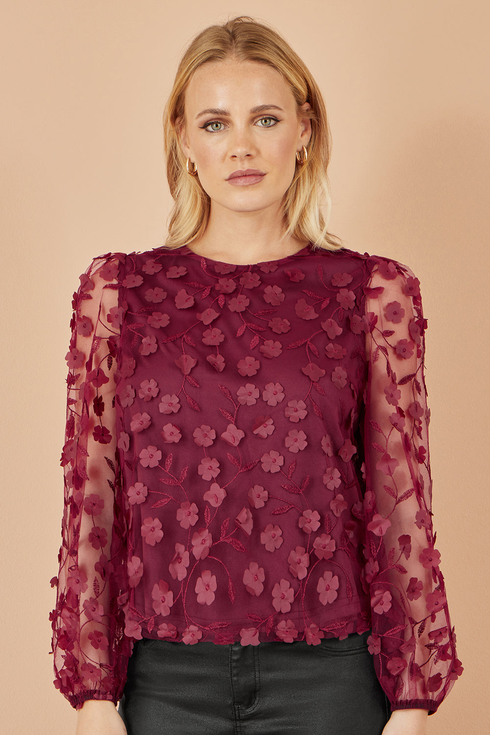 Yumi Burgundy Sheer Sleeve Applique Flower Top Top Yumi