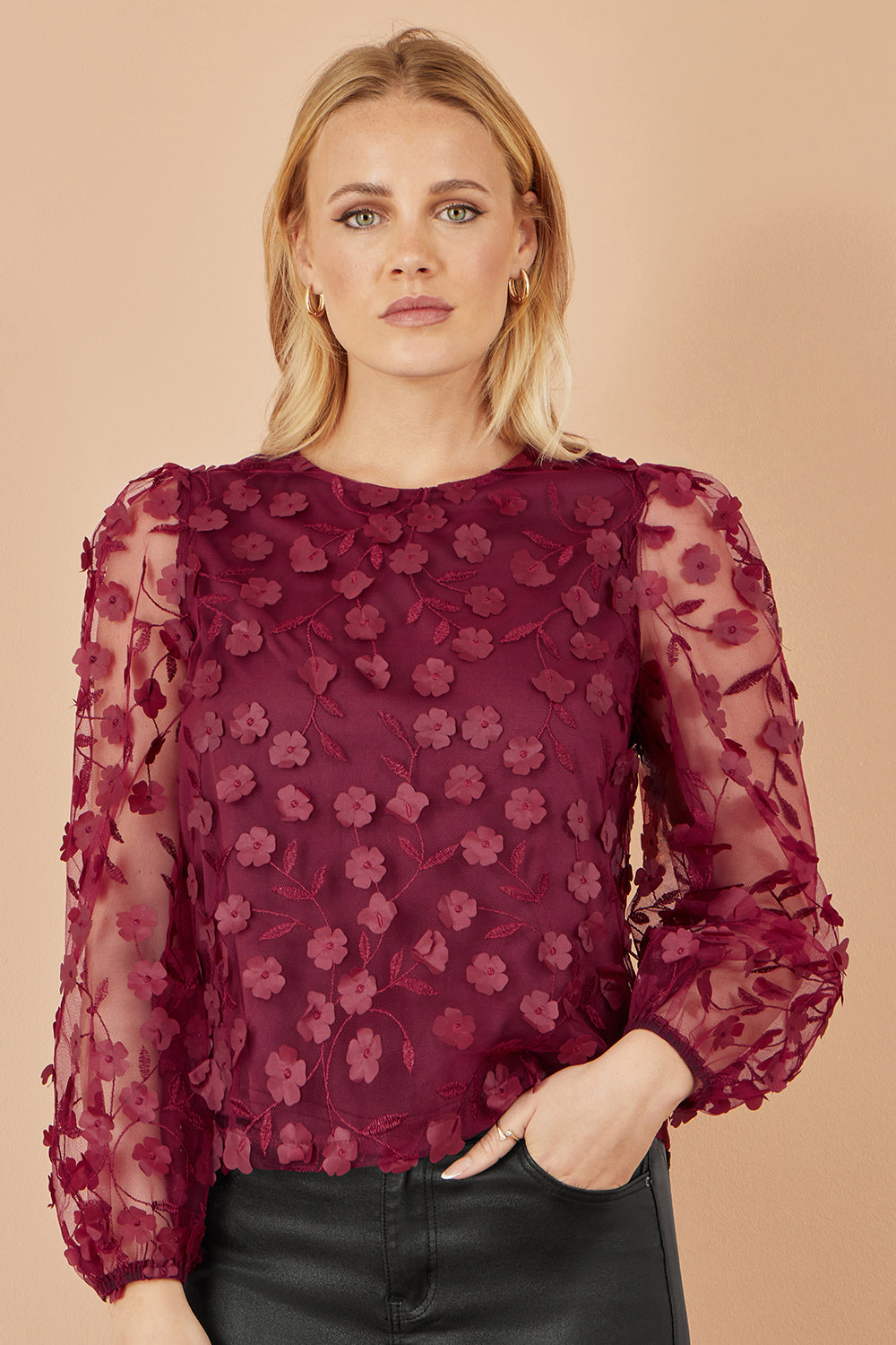 Yumi Burgundy Sheer Sleeve Applique Flower Top Top Yumi