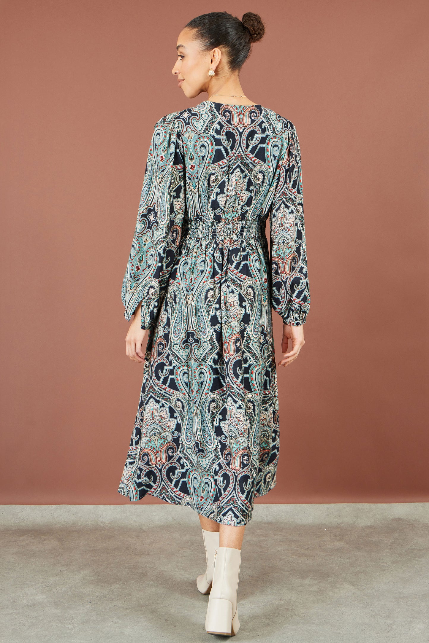 Yumi Green Paisley Print Midi Dress Dress Casual Yumi