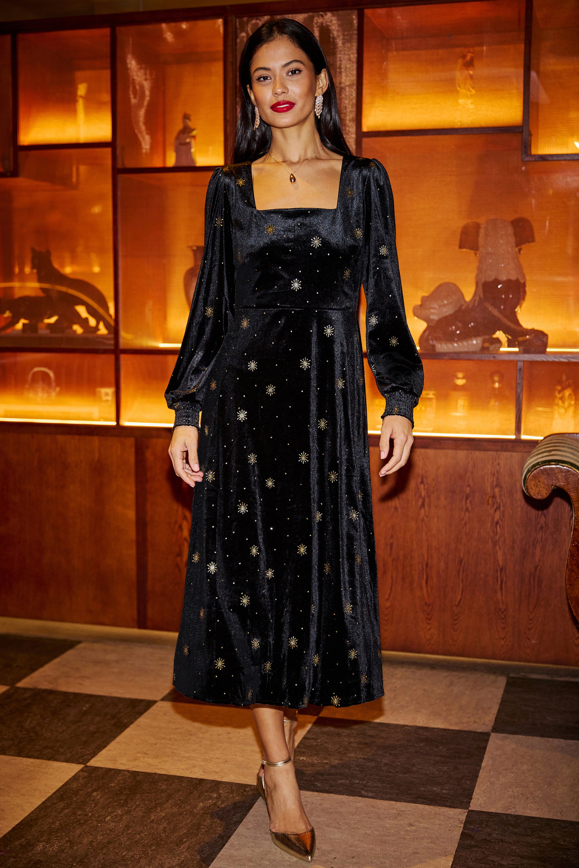 Yumi Black Velvet Midi Dress With Starburst Foil Print DRES Party Yumi