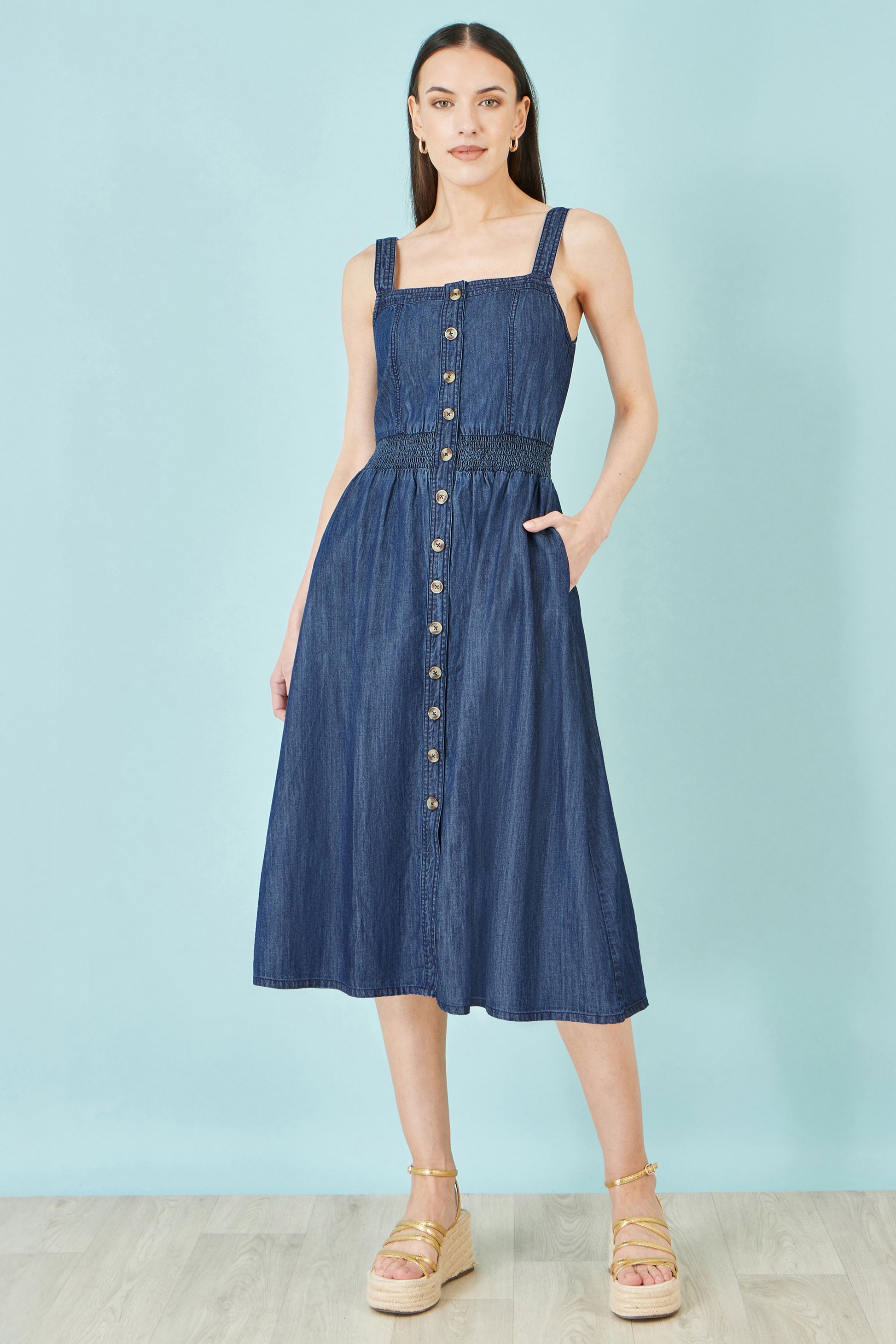Yumi Blue Chambray Cotton Ruched Midi Sun Dress Dress Casual Yumi