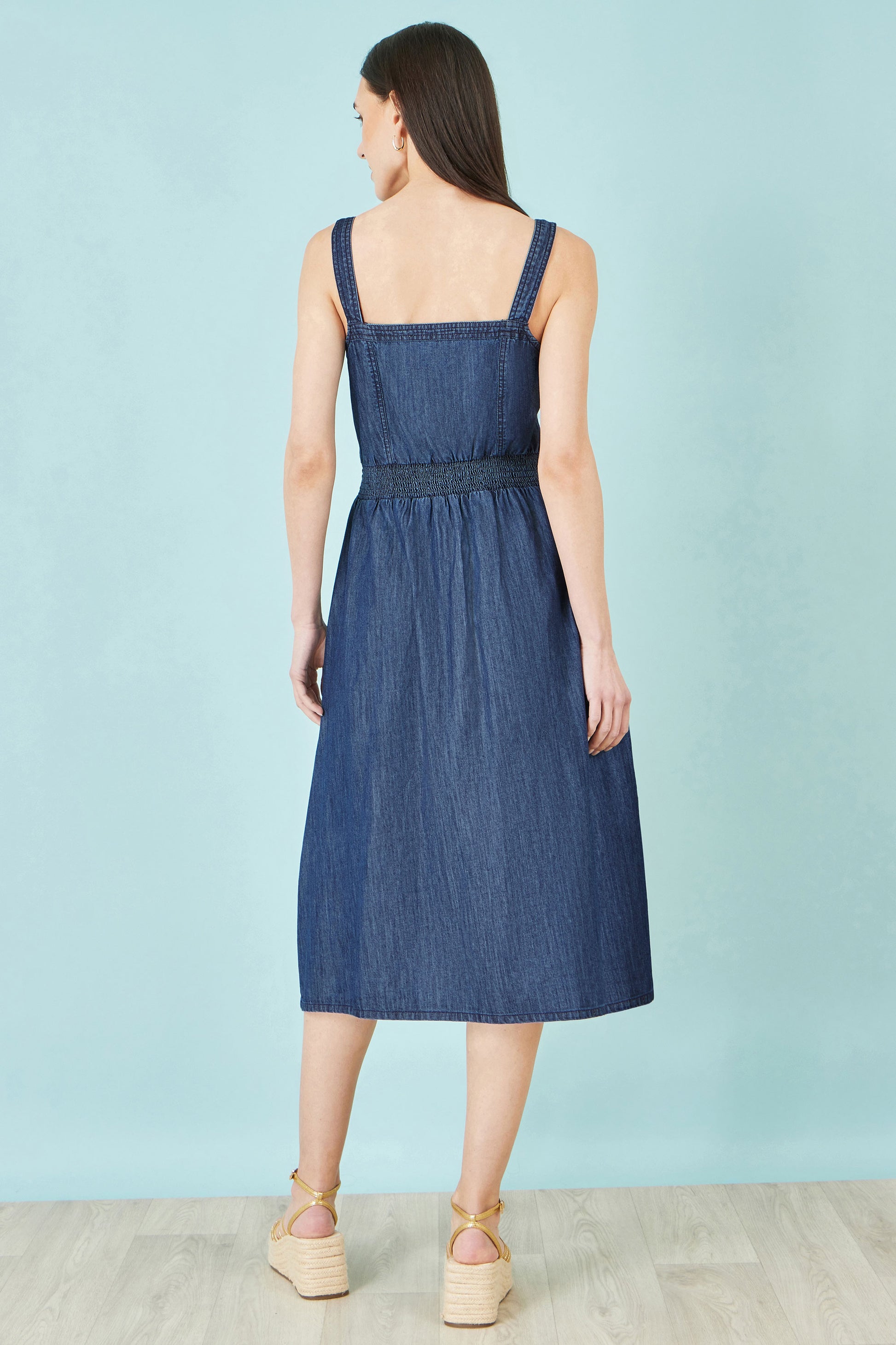 Yumi Blue Chambray Cotton Ruched Midi Sun Dress Dress Casual Yumi