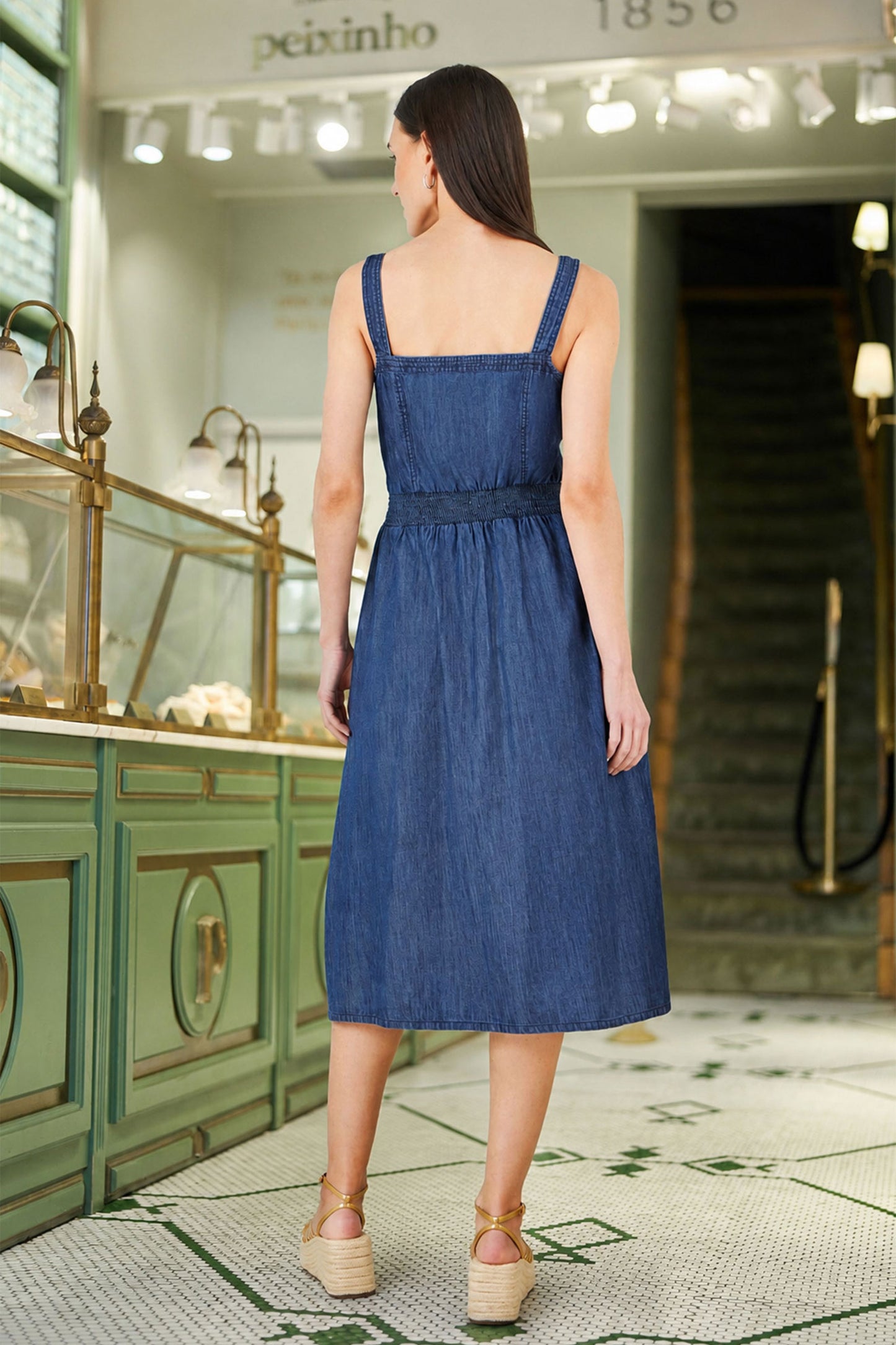 Yumi Blue Chambray Cotton Ruched Midi Sun Dress Dress Casual Yumi