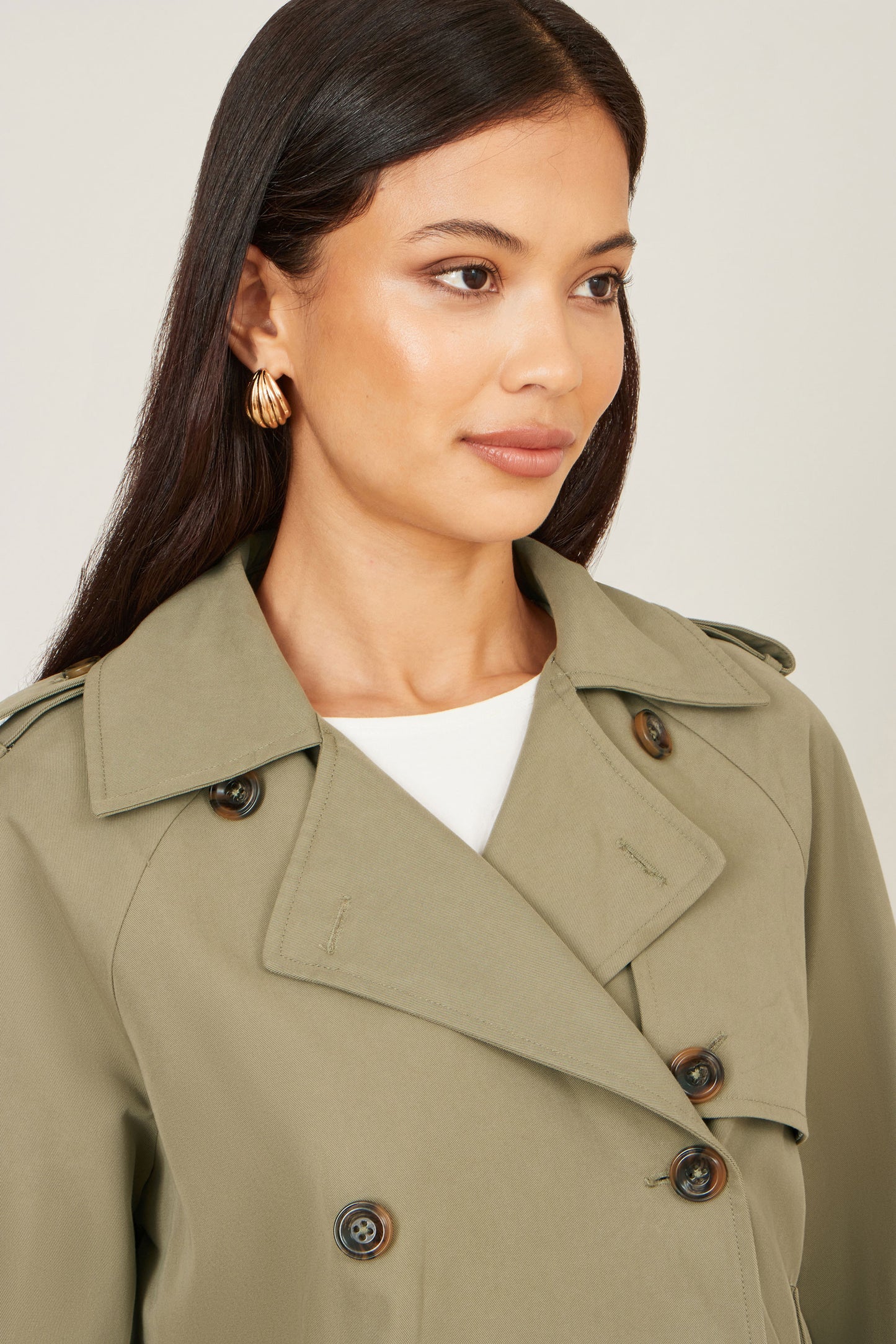 Yumi Green Cropped Trench Jacket With Pockets and Check Lining Outerwear Yumi