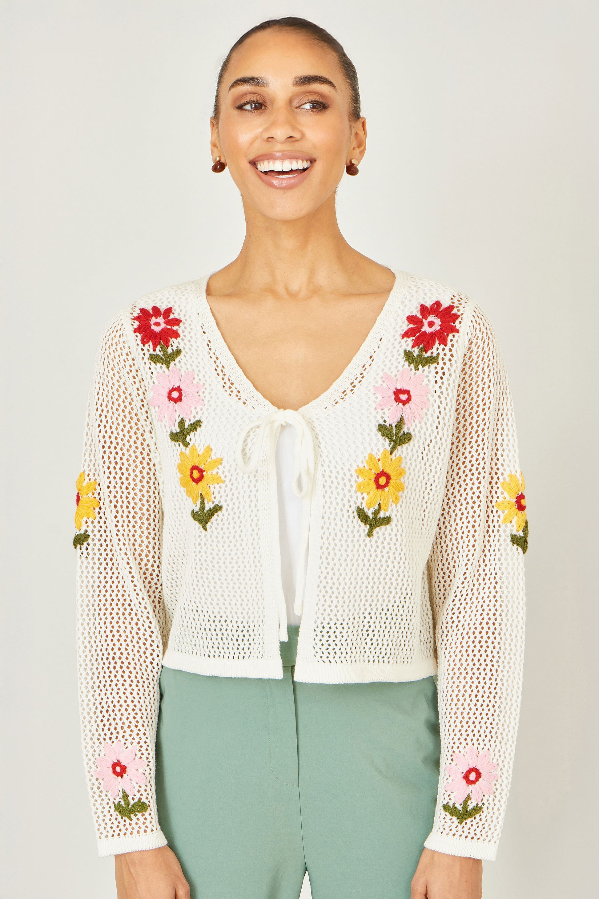 Yumi Ivory Crochet Embroidered Flower Bolero Knit Cardigan Yumi