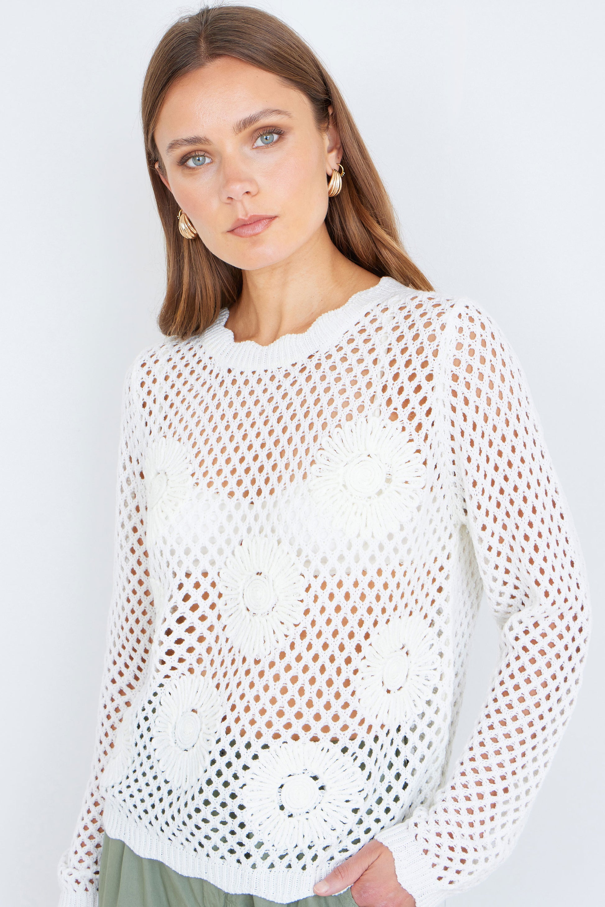 Yumi White Flower Crochet Jumper Knit Jumper Yumi