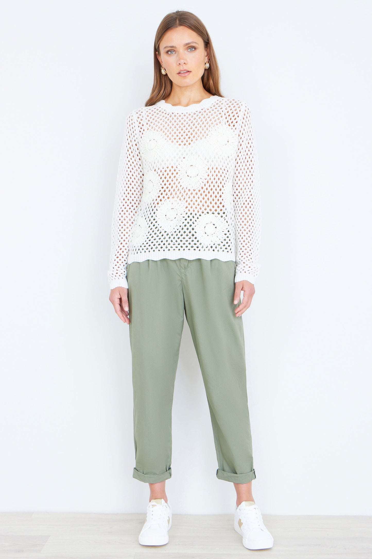 Yumi White Flower Crochet Jumper Knit Jumper Yumi