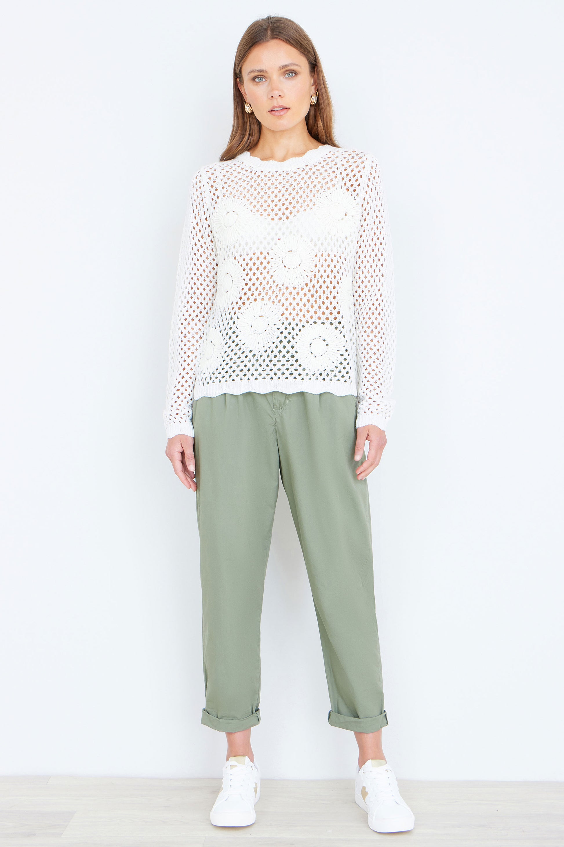 Yumi White Flower Crochet Jumper Knit Jumper Yumi