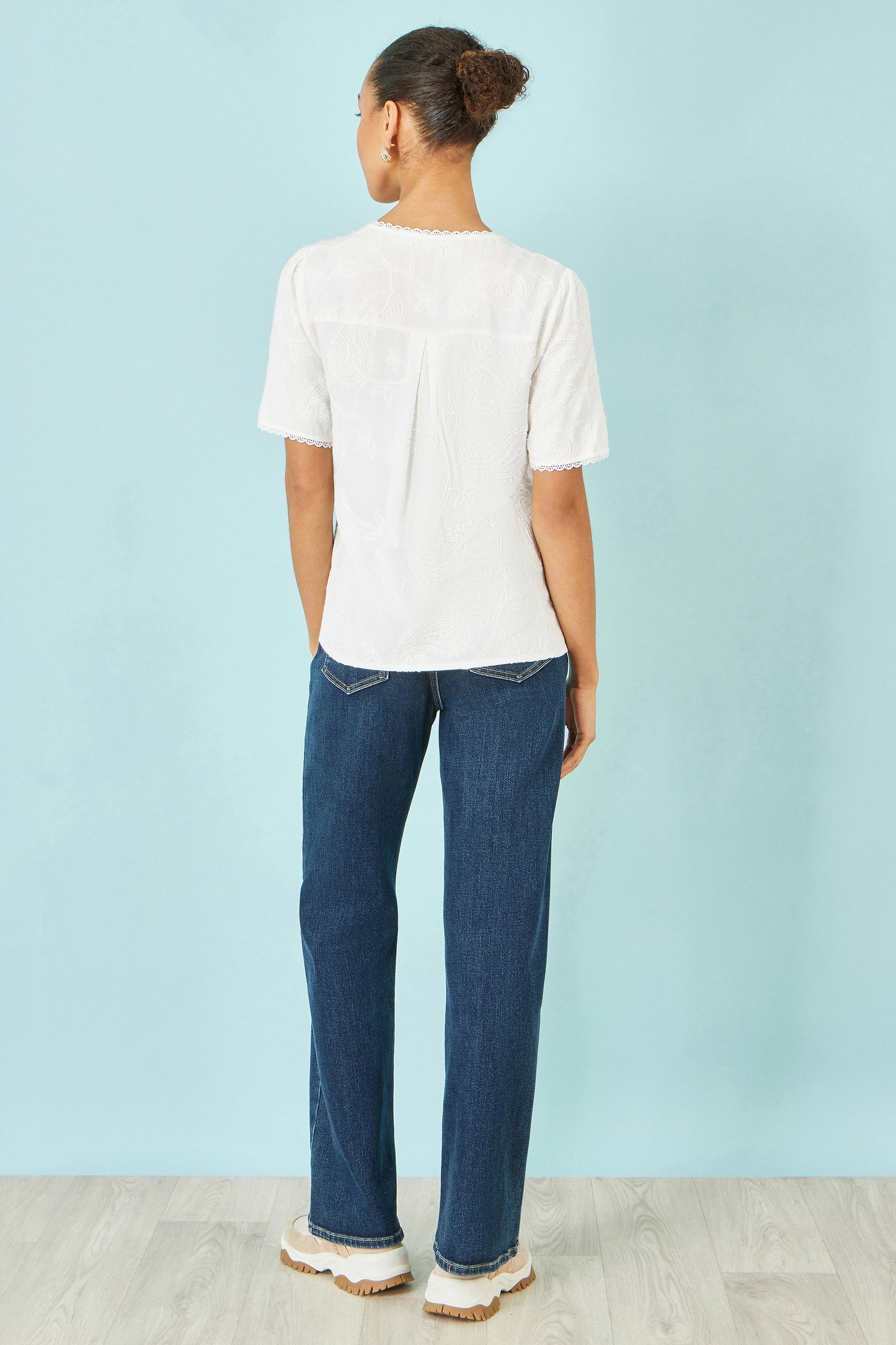 Yumi White Paisley Viscose Embroidered Shirt SHIRT Yumi