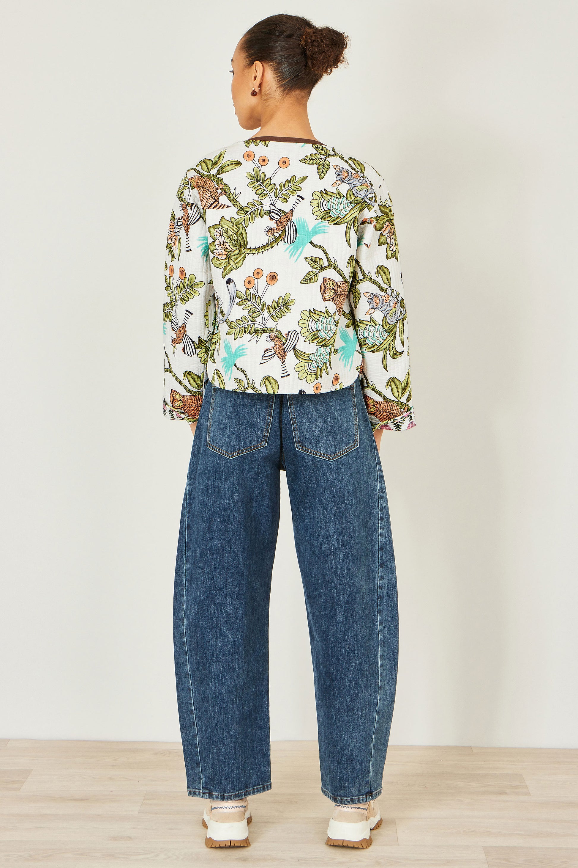 Yumi White Botanical Print Reversible Cotton Quilted Jacket Outerwear Yumi