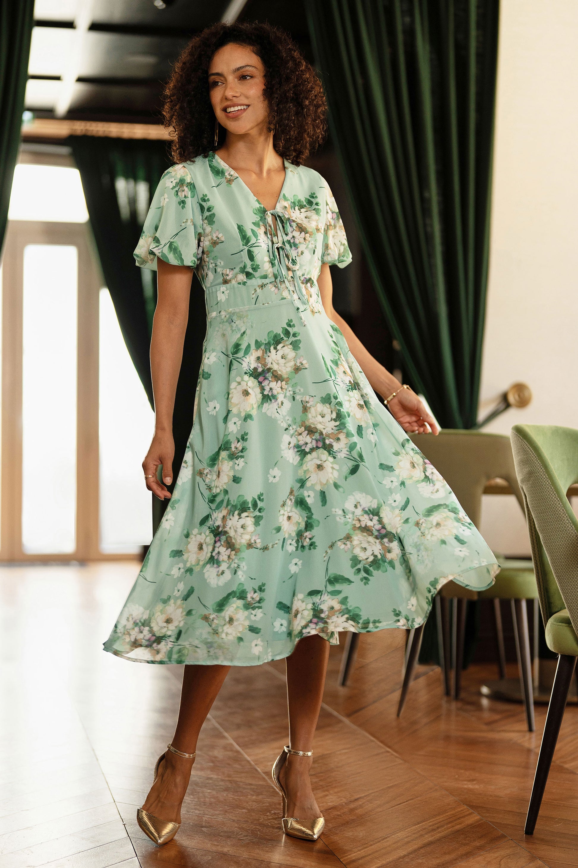 Yumi Mint Floral Tea Dress With Front Ties | Yumi Yumi Mint Floral Tea Dress With Front Ties | Yumi