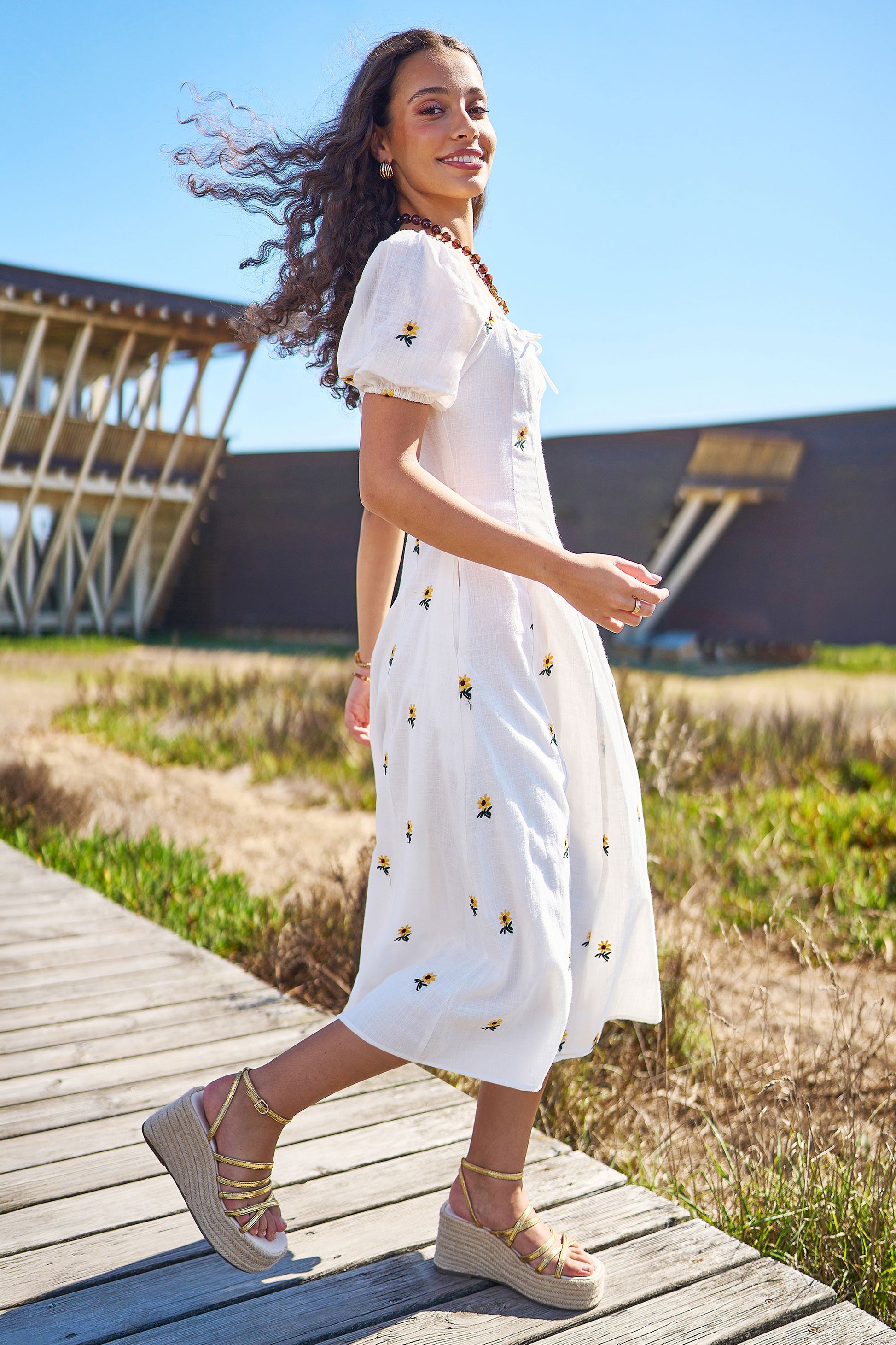 Yumi White Cotton Sunflower Embroidered Midi Dress Dress Casual Yumi