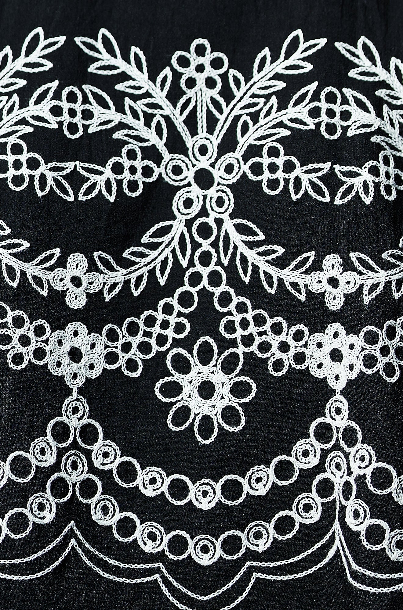 Yumi Black Embroidered Crop Top Tops Yumi