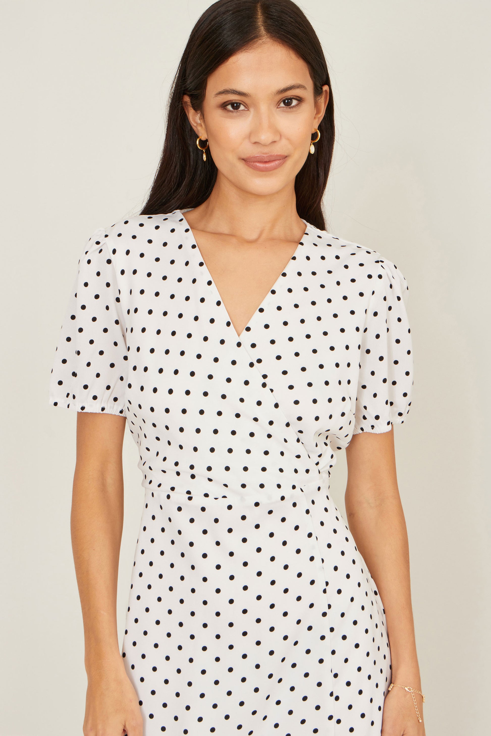 Yumi White Spot Print Wrap Tea Dress Dress Casual Yumi