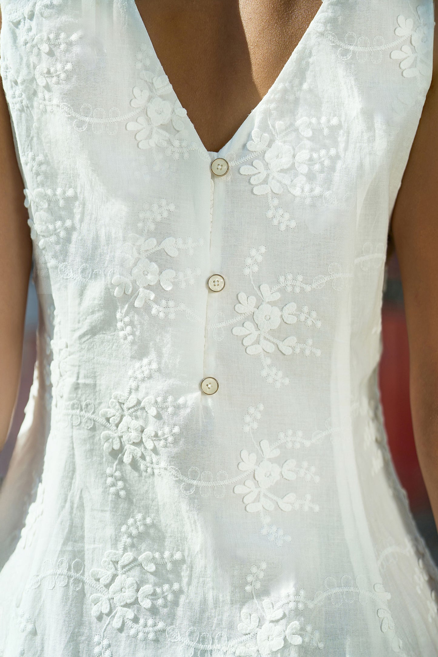Yumi White Cotton Applique Flower Swing Shift Dress Dress Casual Yumi