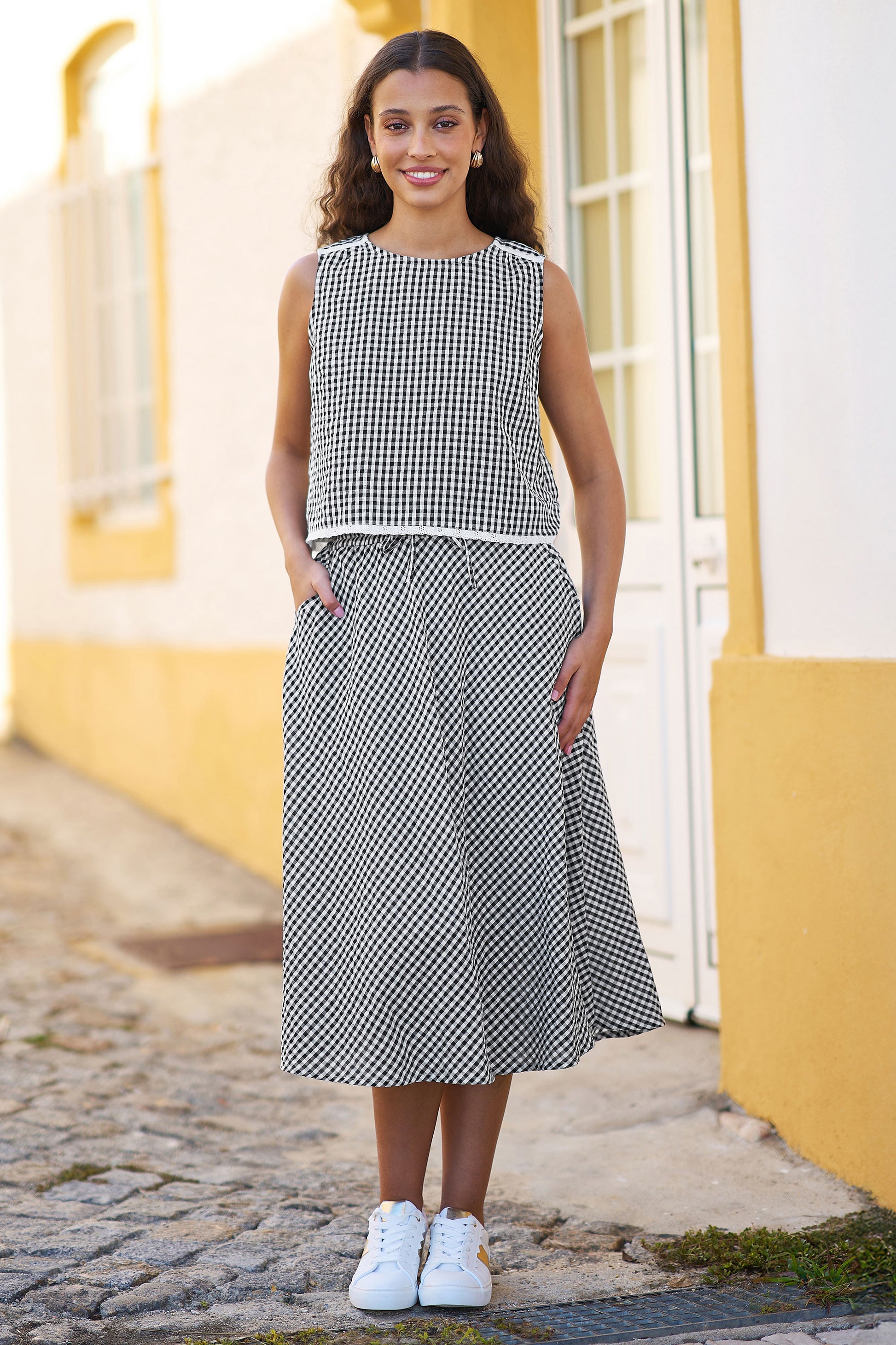 Yumi Black Gingham Cotton Top With Lace Trims Tops Yumi