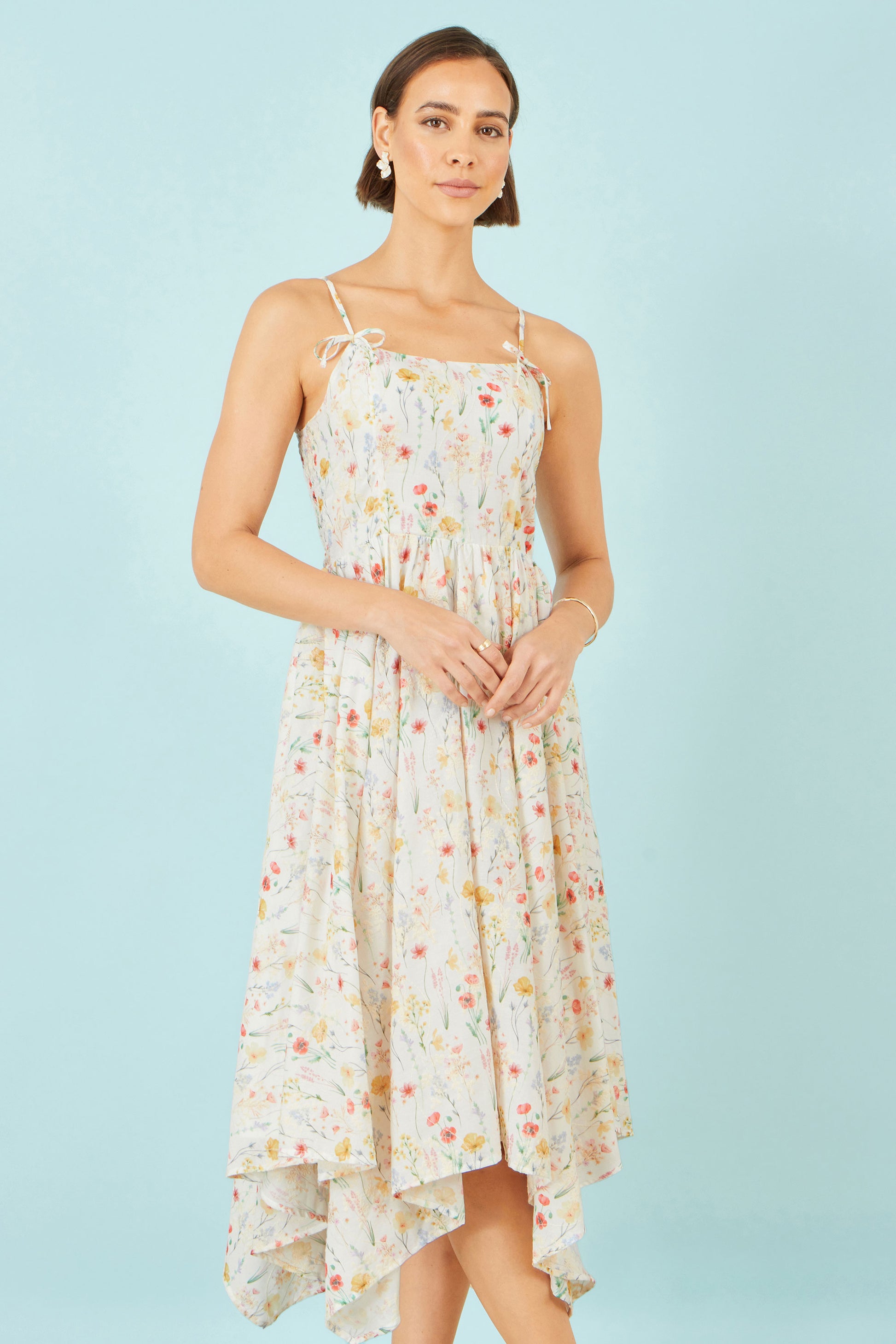 Yumi White Botanical Embroidery Fabric Handkerchief Hem Dress Beachwear Yumi